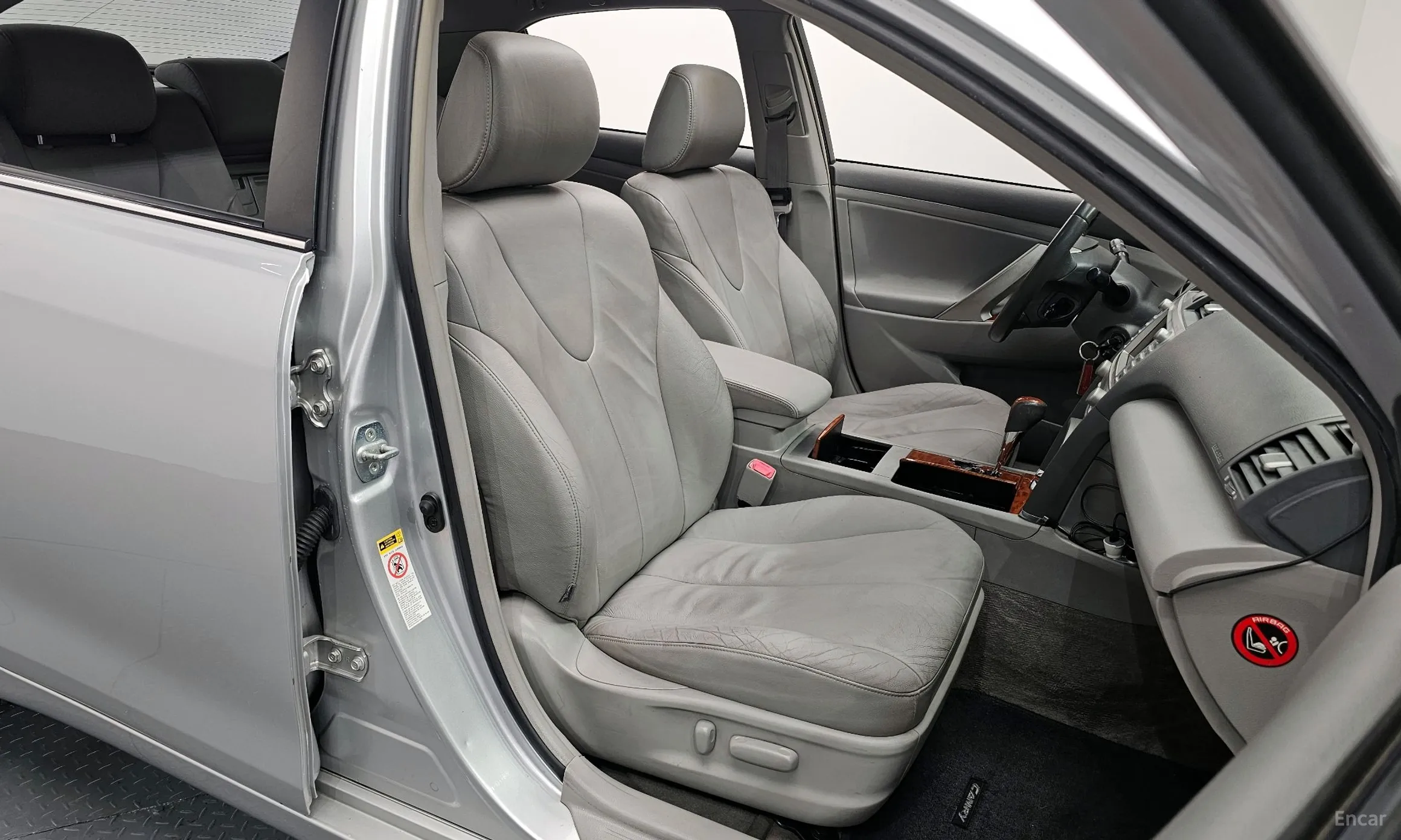 Toyota Camry превью 12