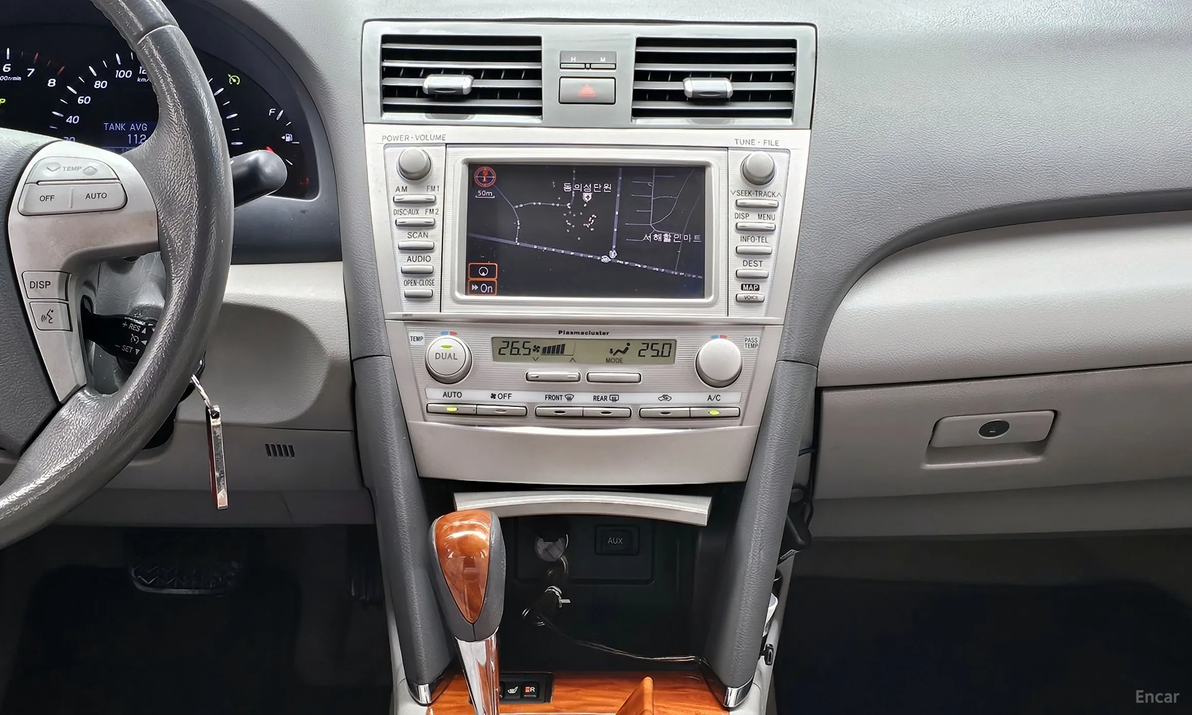 Toyota Camry превью 19