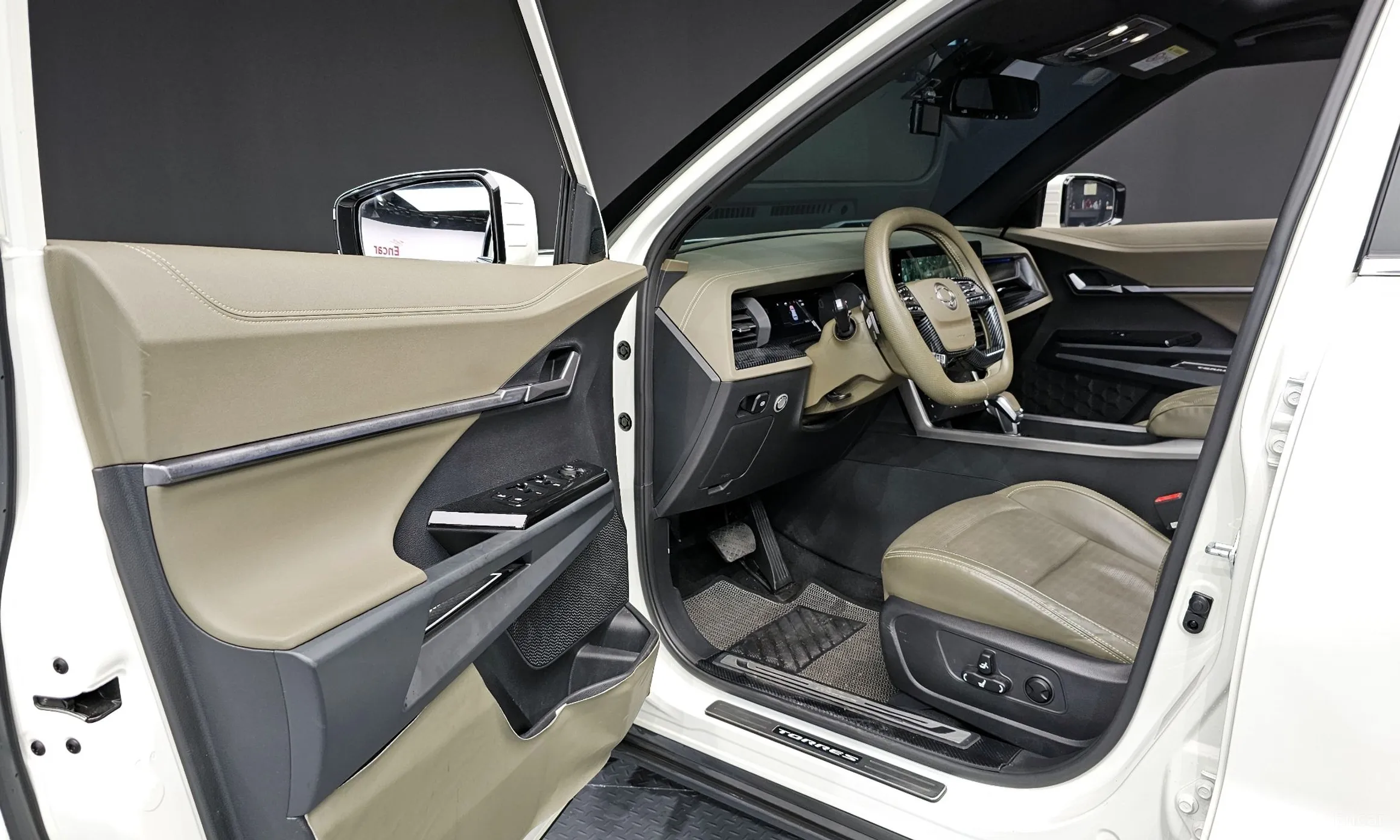 KG Mobility (SsangYong) Torres превью 11