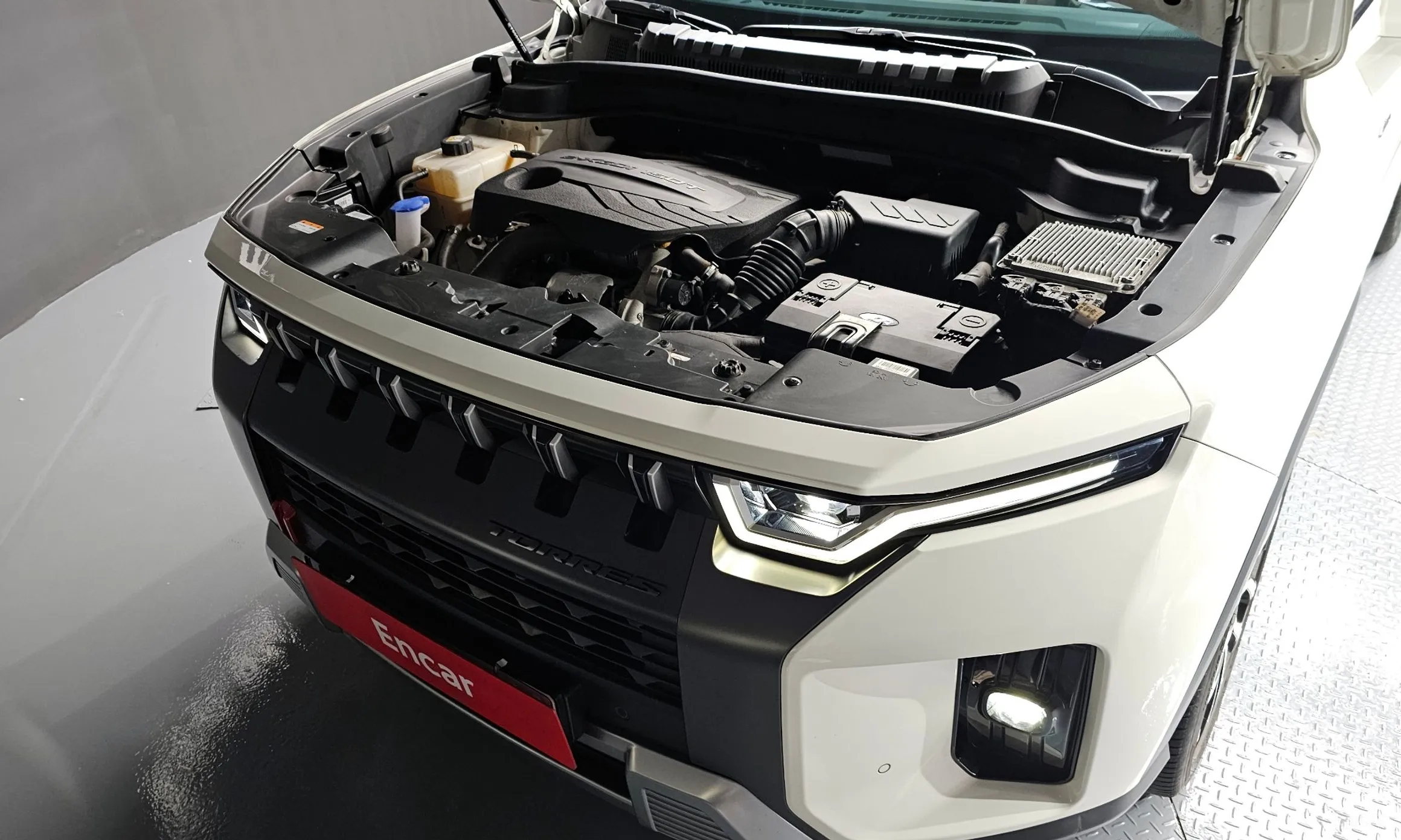 KG Mobility (SsangYong) Torres превью 6