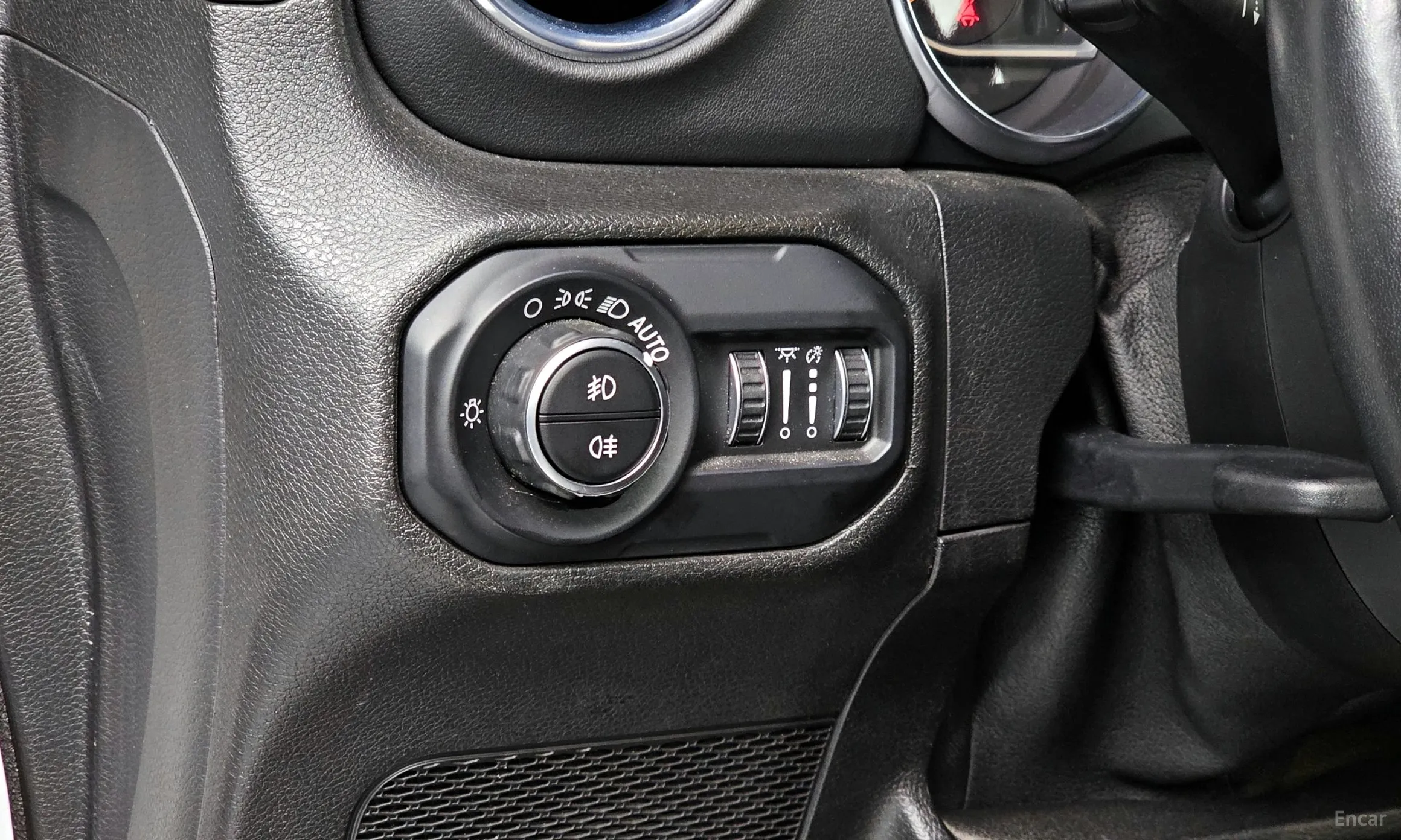 Jeep Wrangler (JL) превью 16