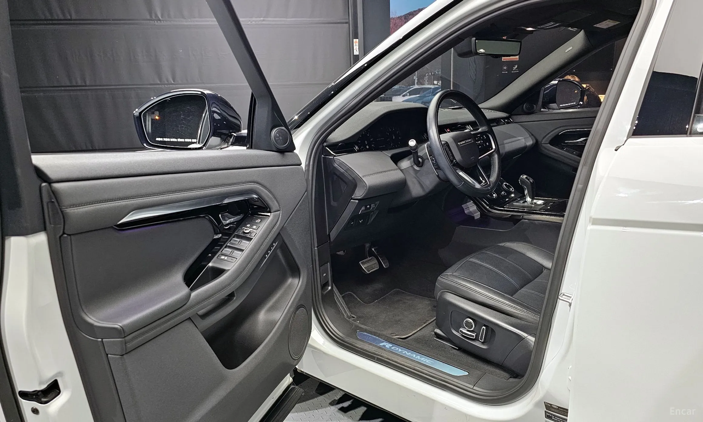 Land Rover Range Rover Evoque 2nd Generation превью 10