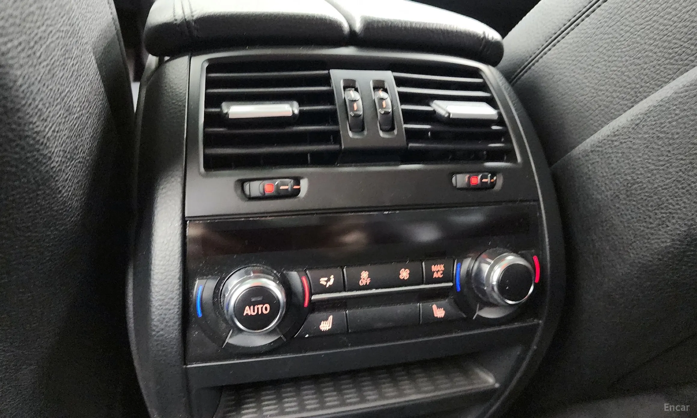 BMW 5 Series (F10) превью 19