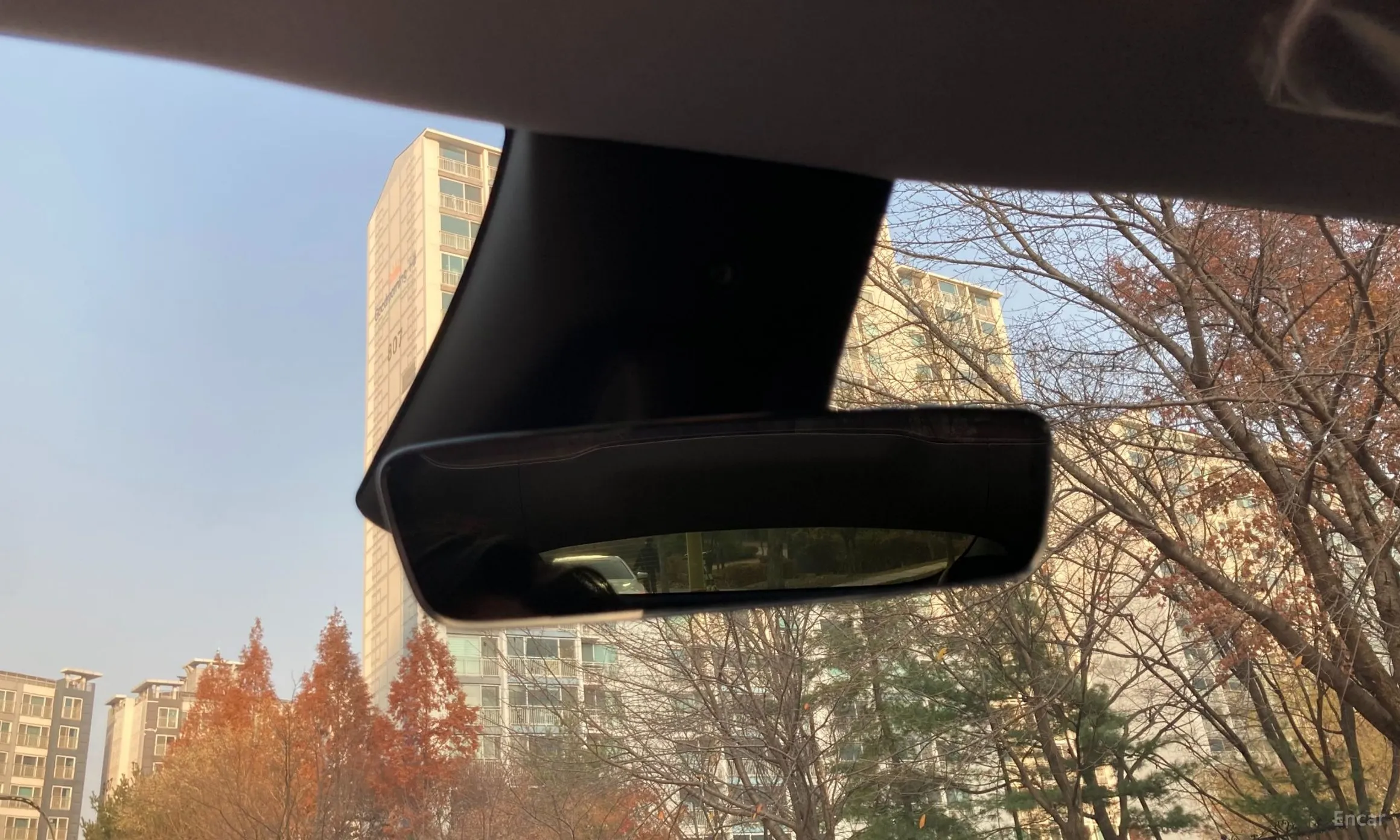 Tesla Model Y превью 18