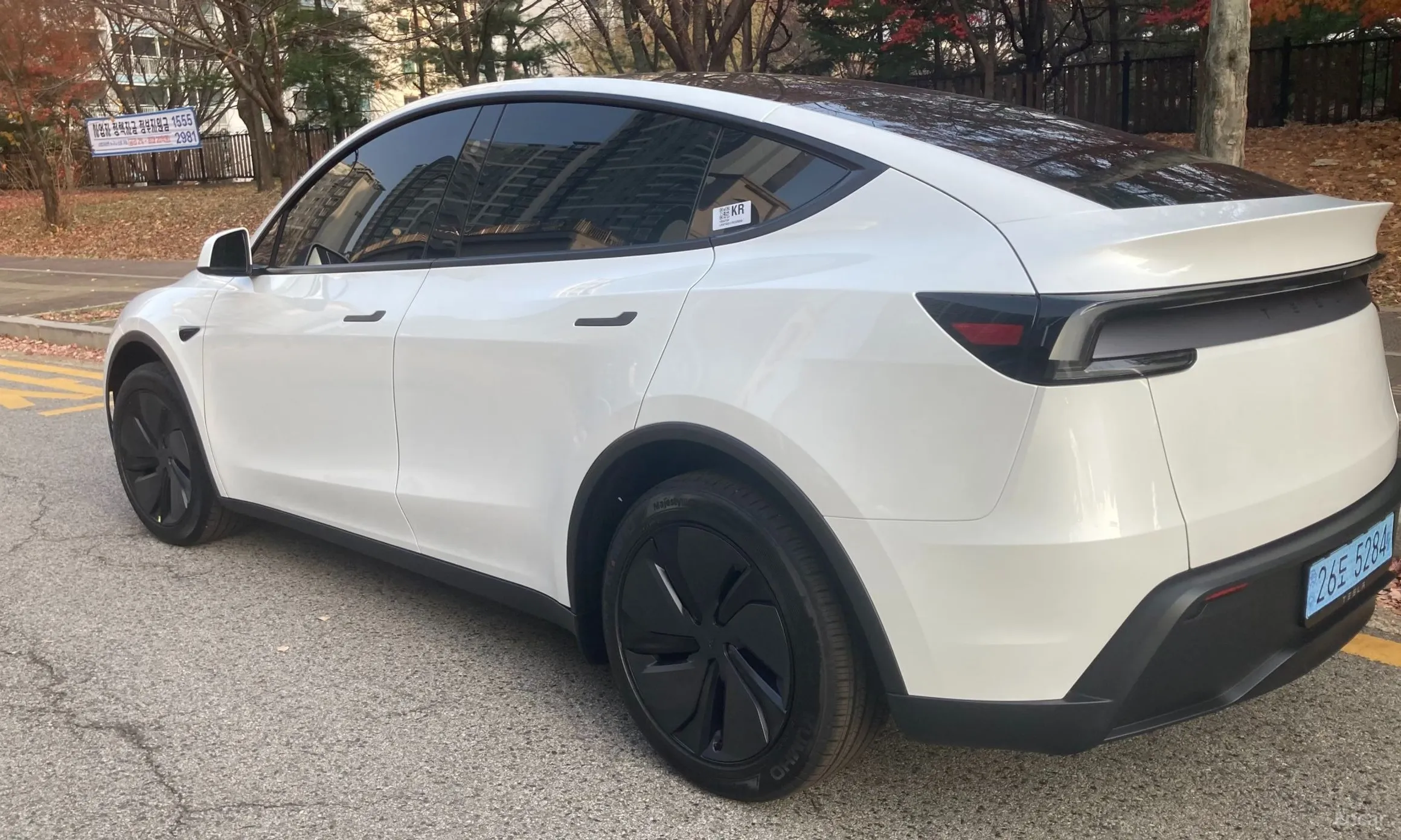 Tesla Model Y превью 5