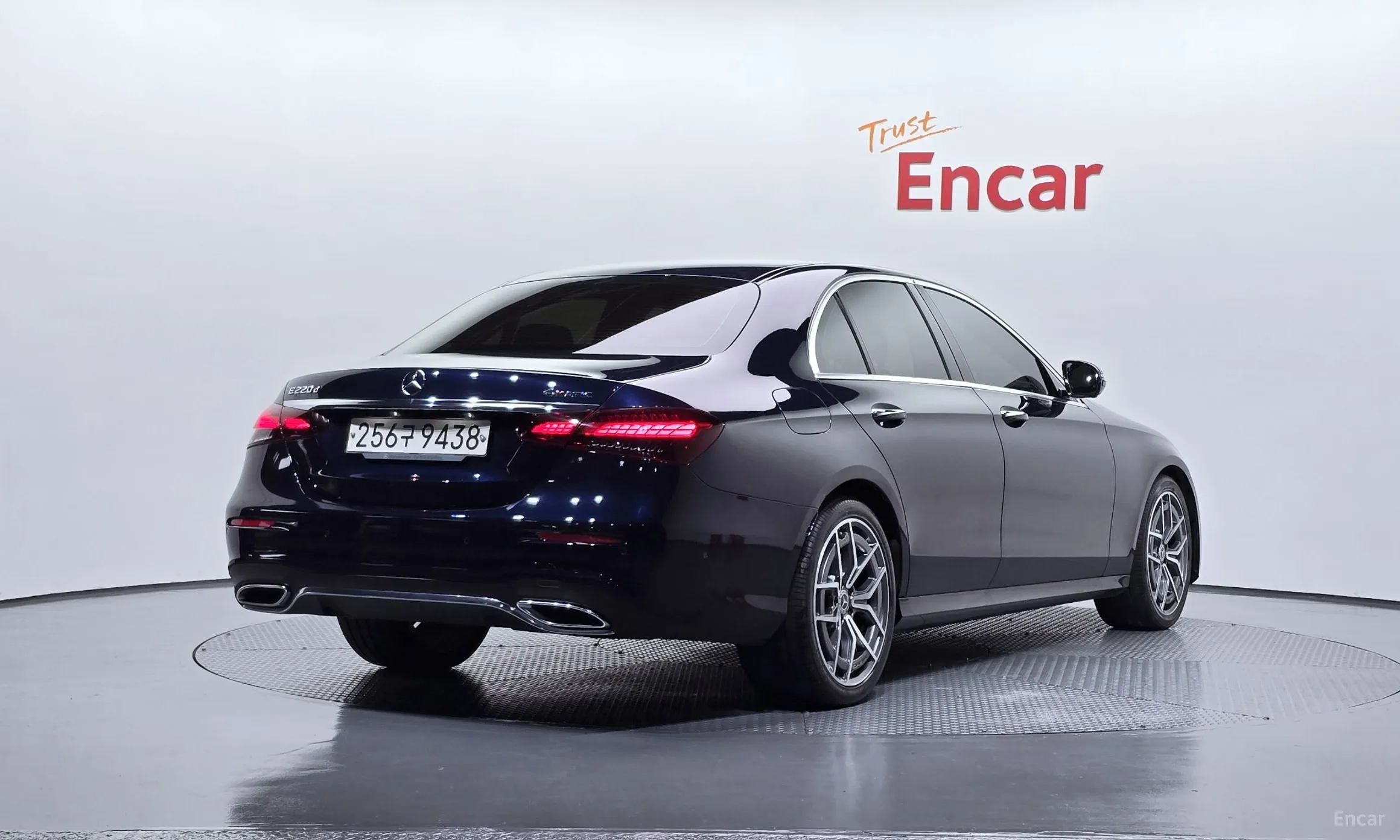 Mercedes Benz E-Class W213