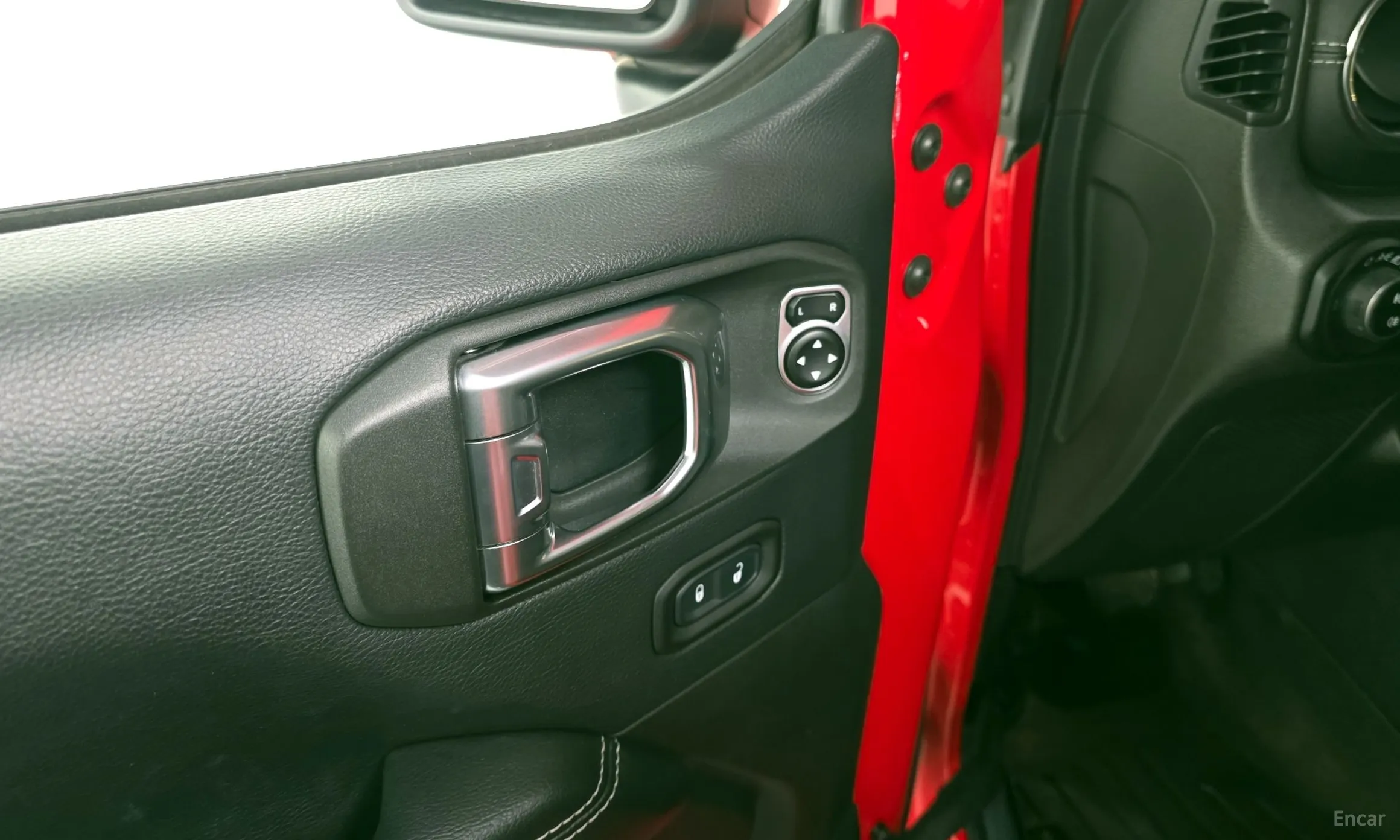 Jeep Wrangler (JL) превью 18