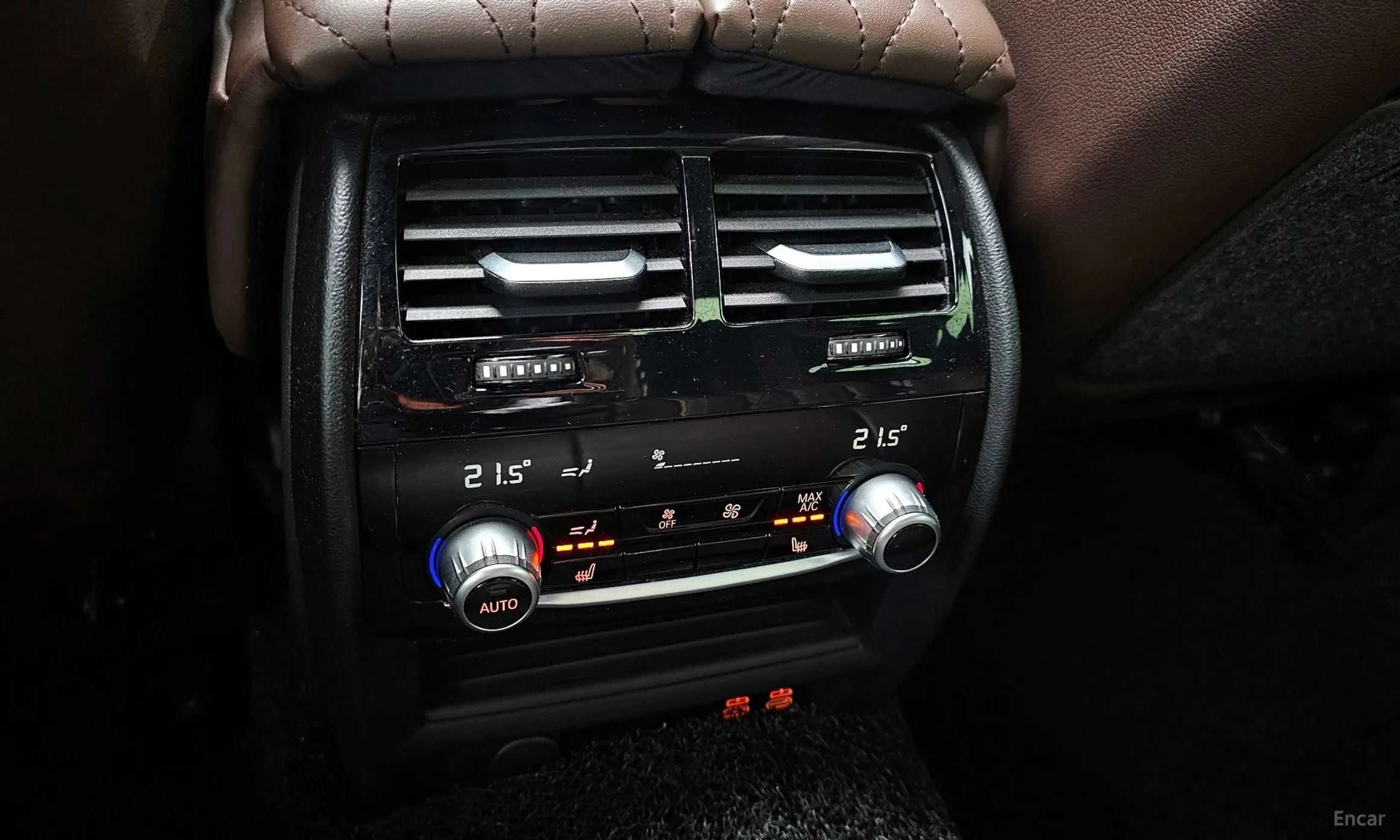 BMW 5 Series (G30) превью 17