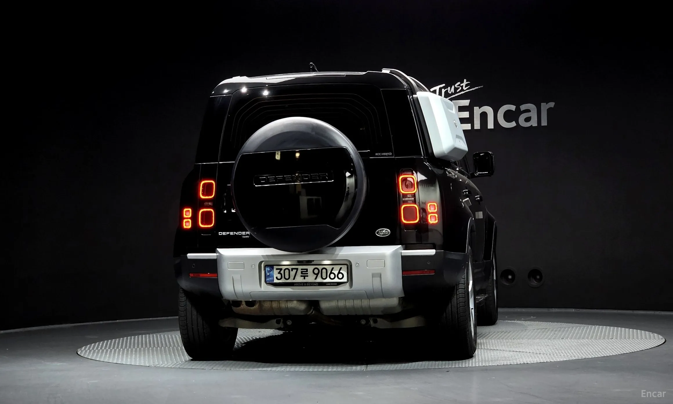 Land Rover Defender (L663) превью 4