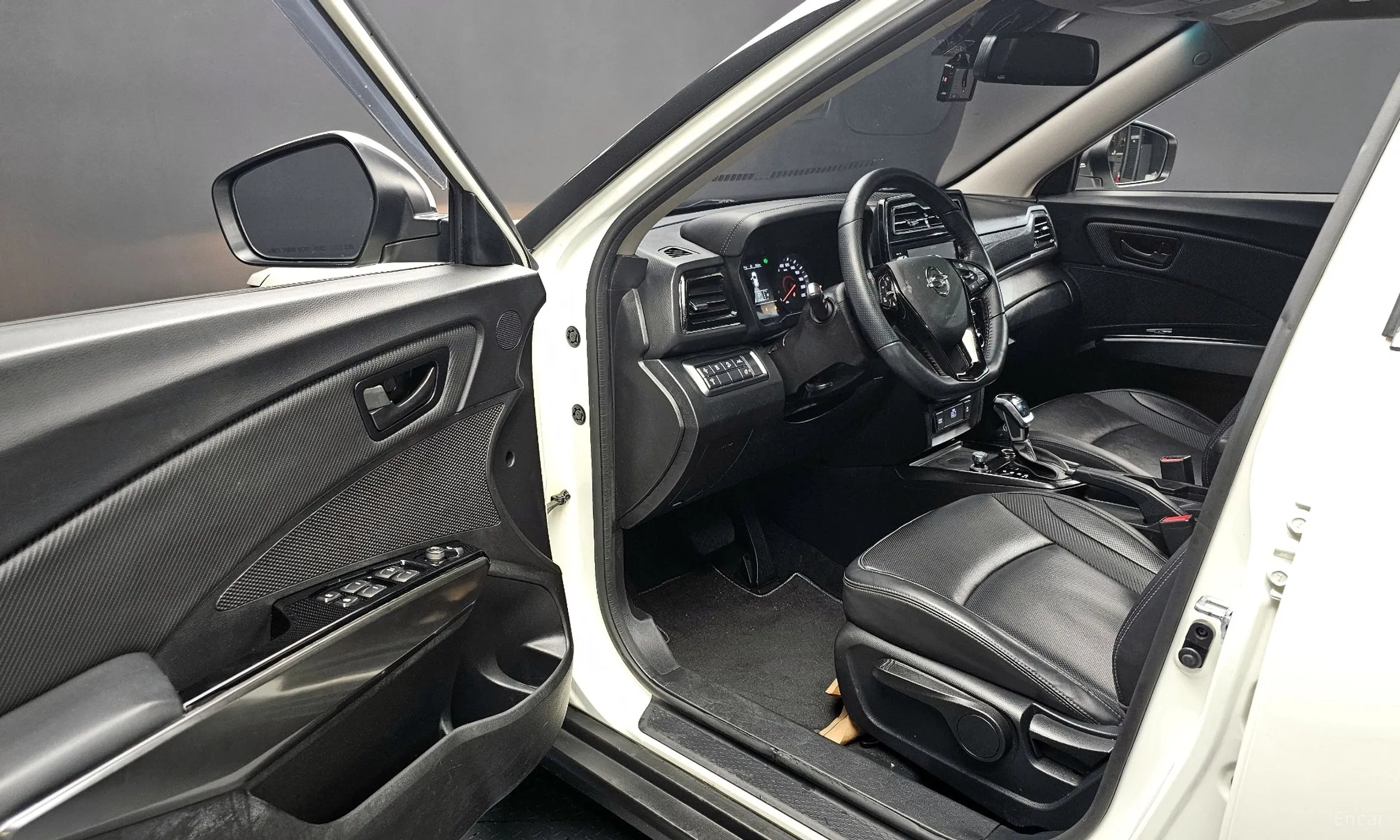 KG Mobility (SsangYong) Berry New Tivoli превью 11