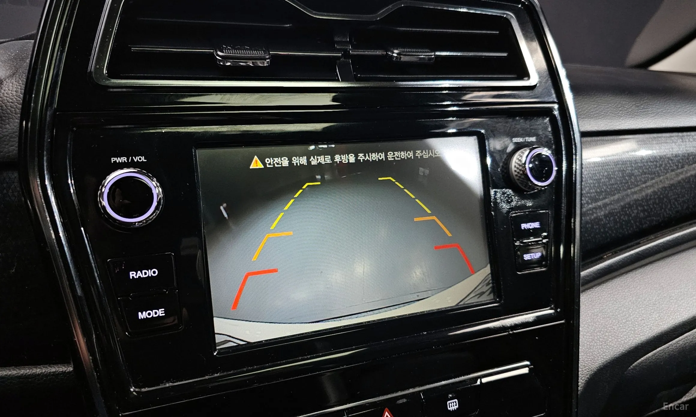 KG Mobility (SsangYong) Berry New Tivoli превью 15