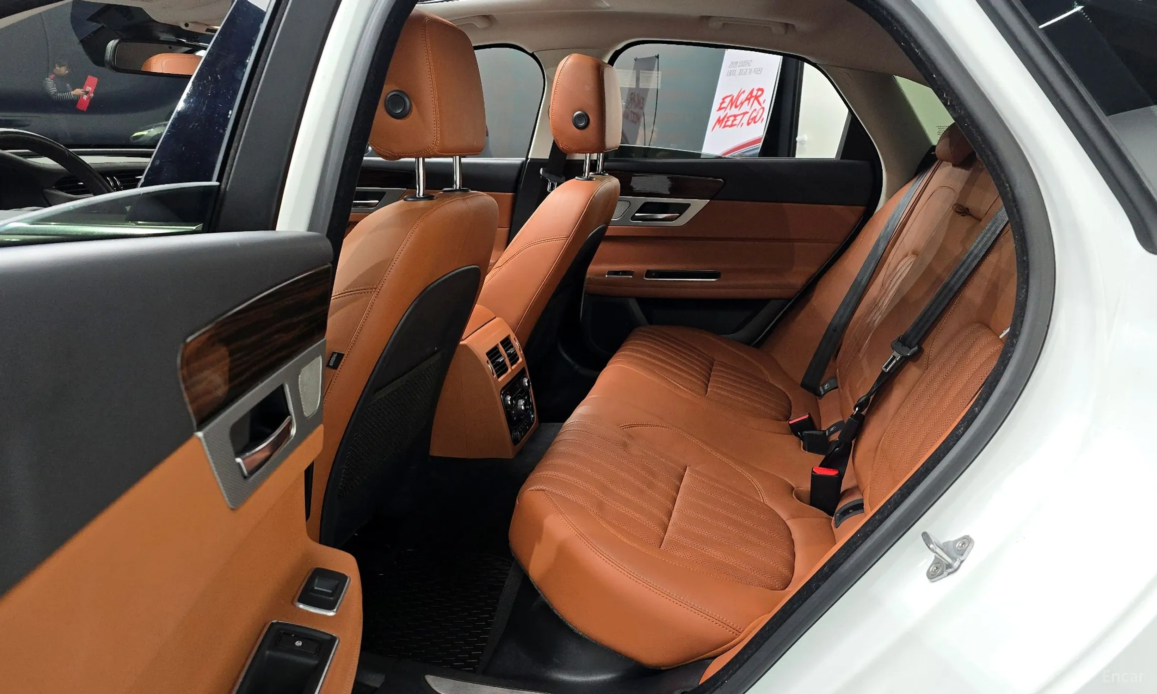 Jaguar XF (x260) превью 13