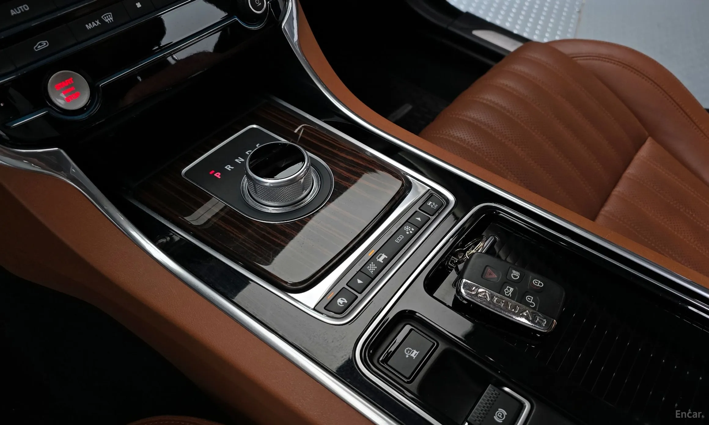 Jaguar XF (x260) превью 9