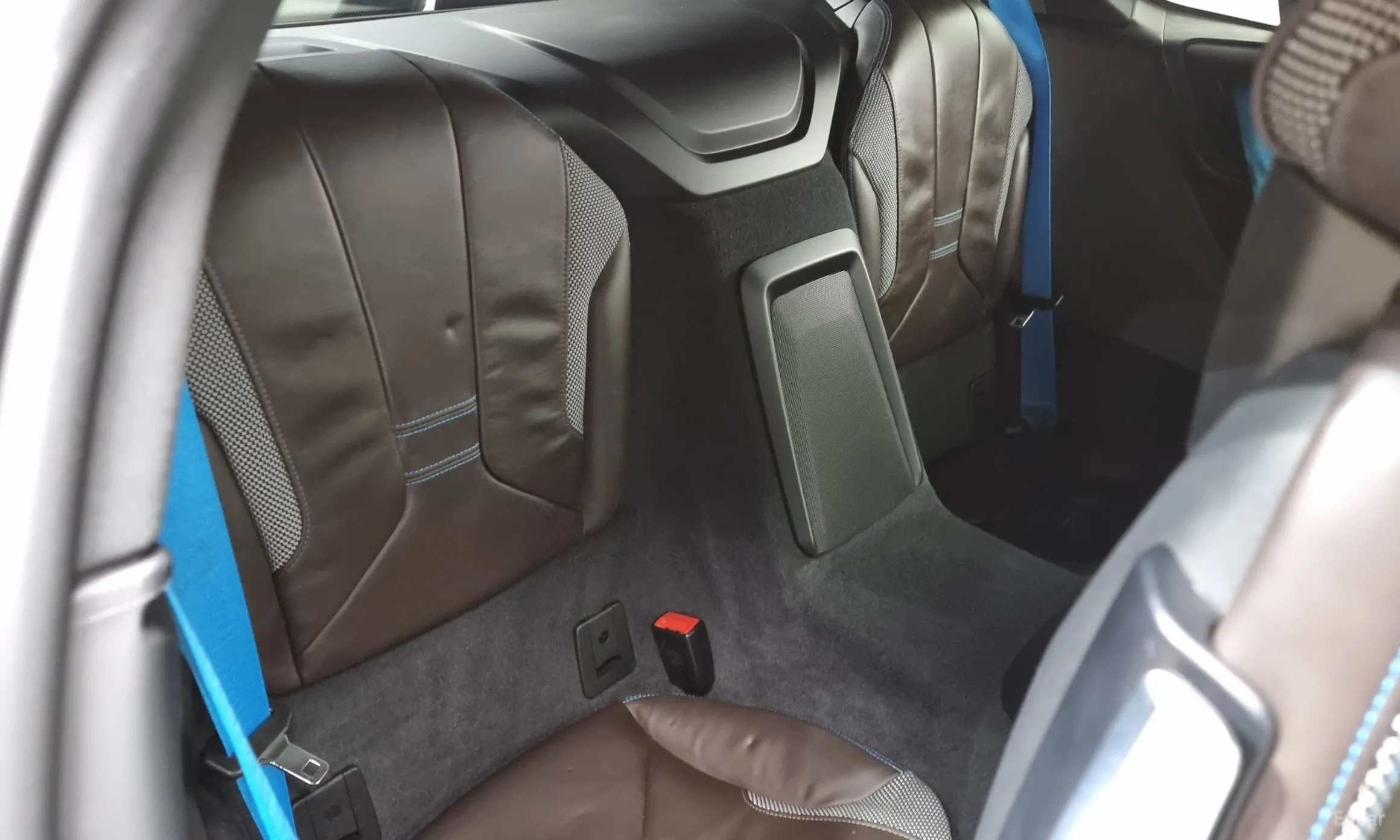 BMW i8 превью 12