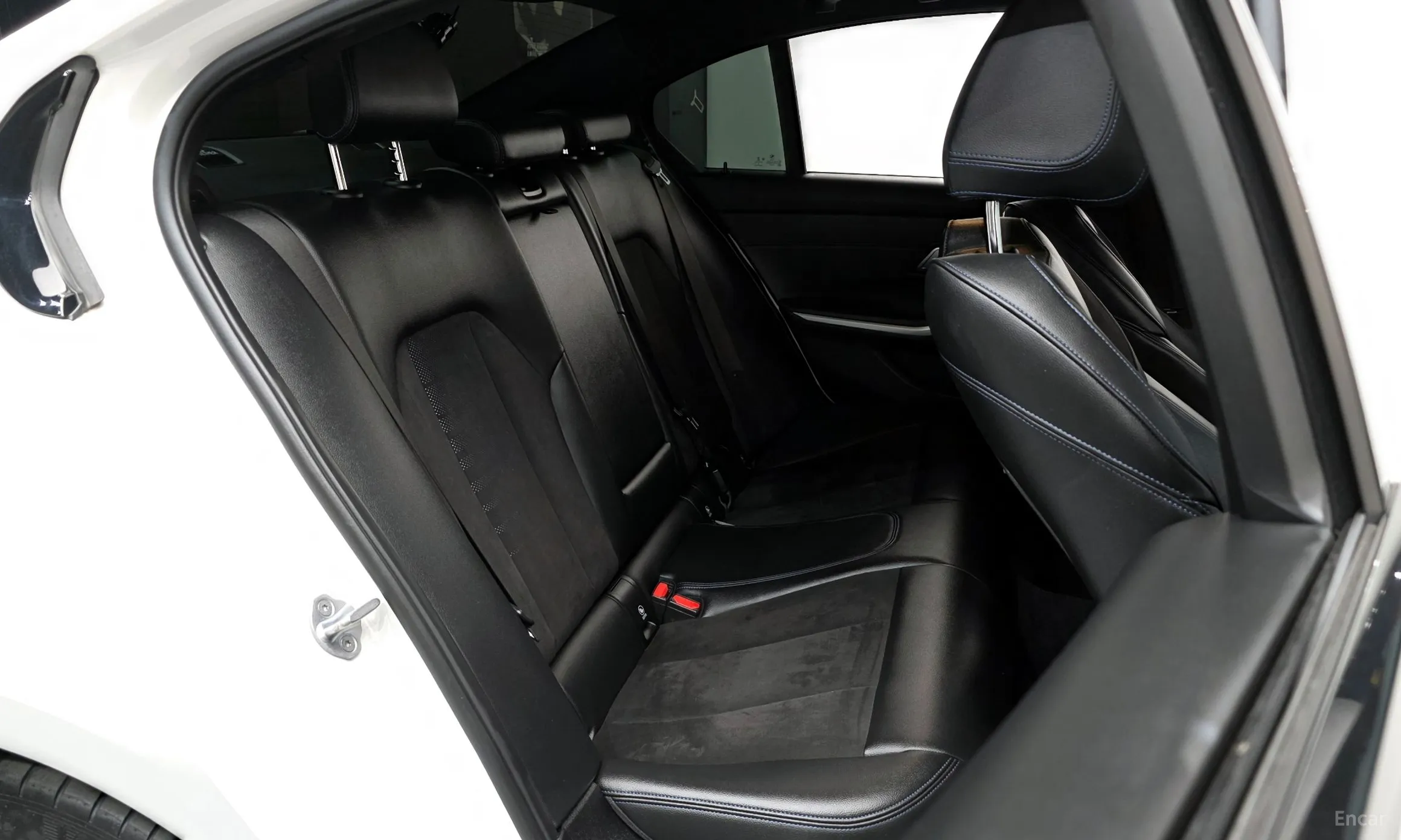 BMW 3 Series (G20) превью 12
