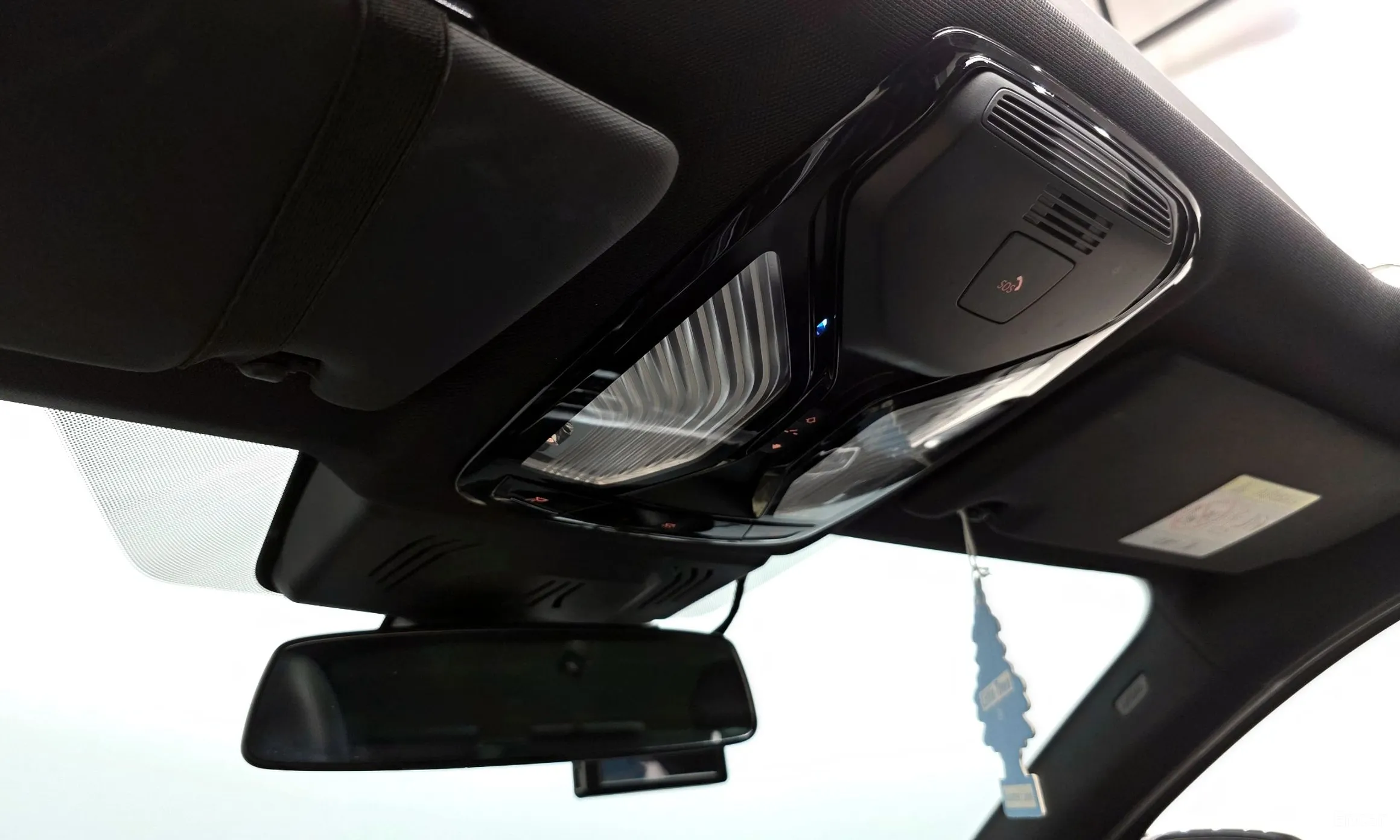 BMW 3 Series (G20) превью 19