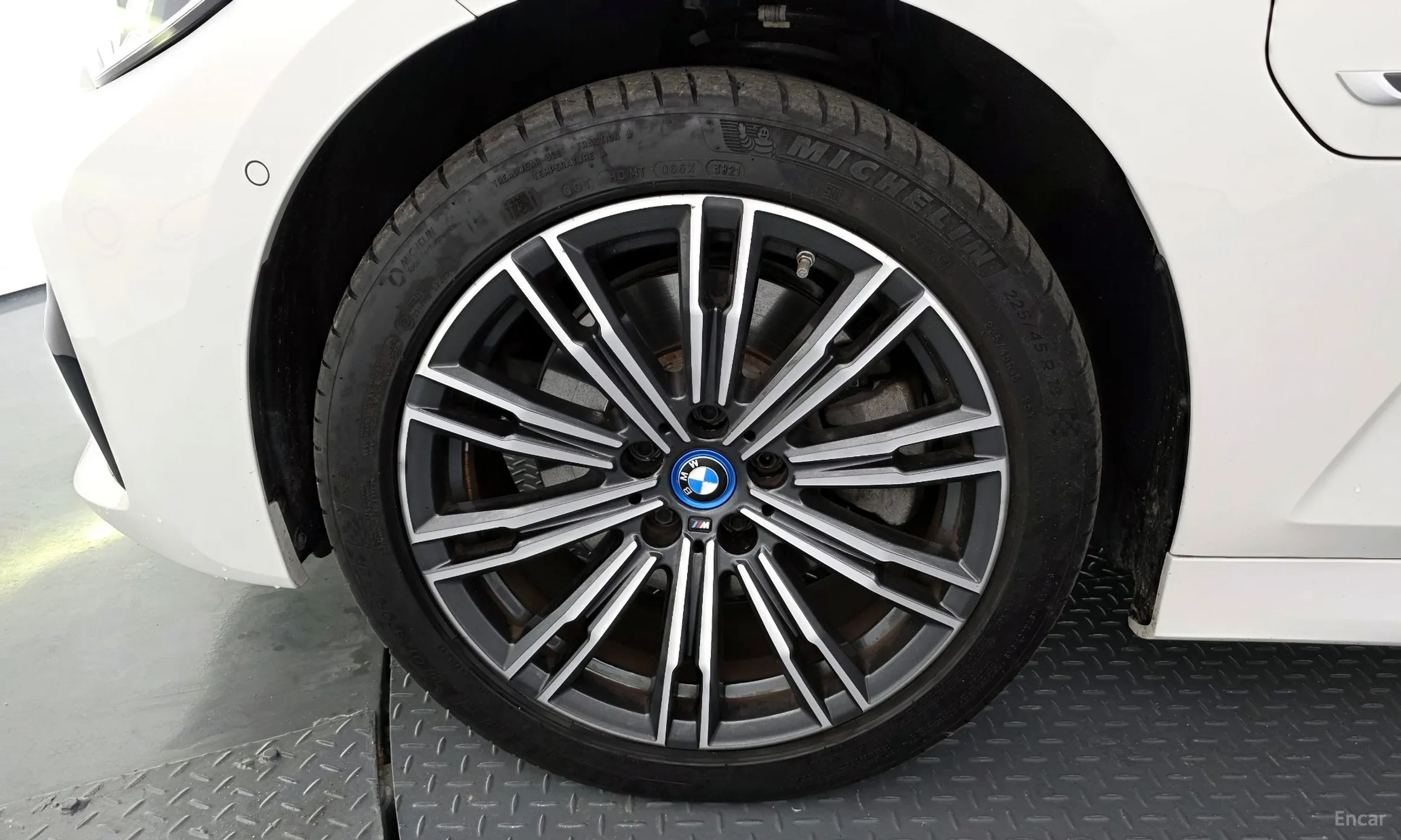 BMW 3 Series (G20) превью 5