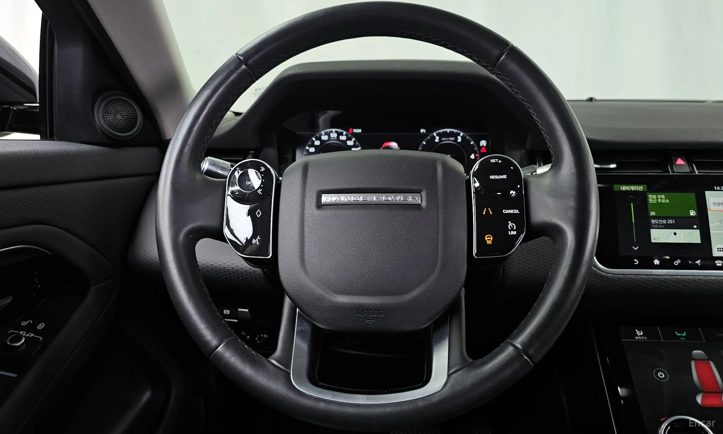 Land Rover Range Rover Evoque 2nd Generation превью 13