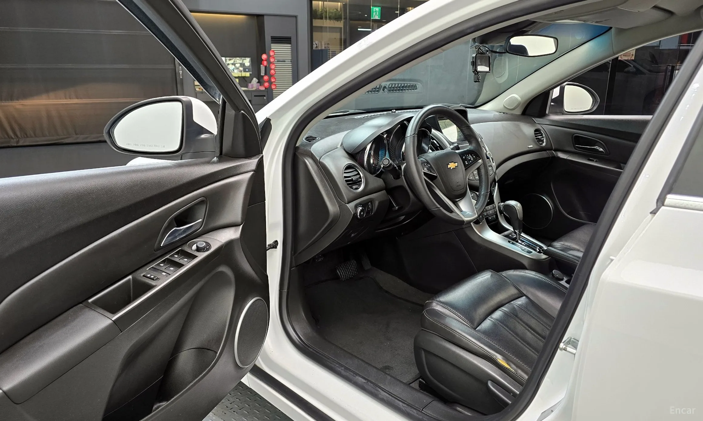 Chevrolet (GM Daewoo) Cruze превью 11