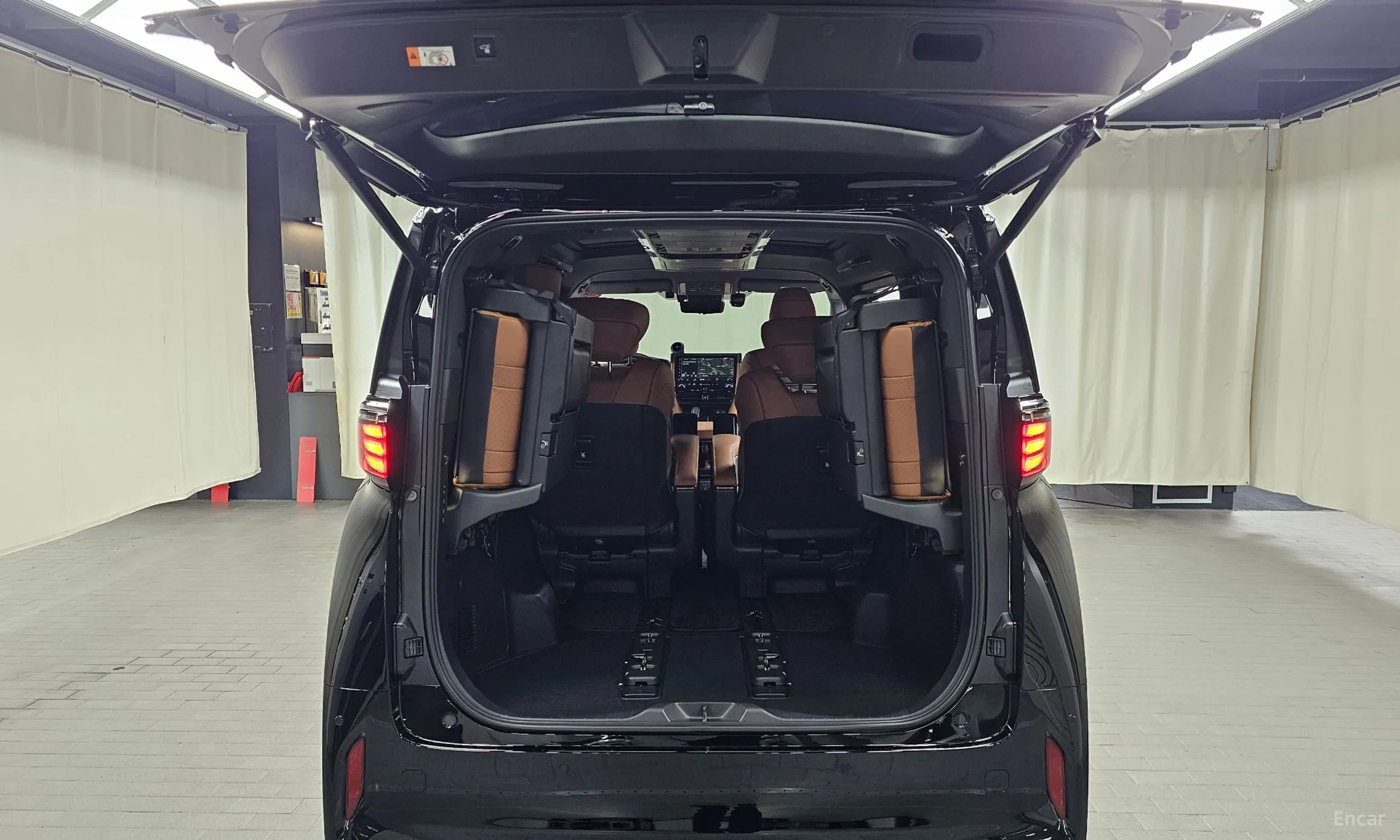 Toyota Alphard 4th Generation превью 20