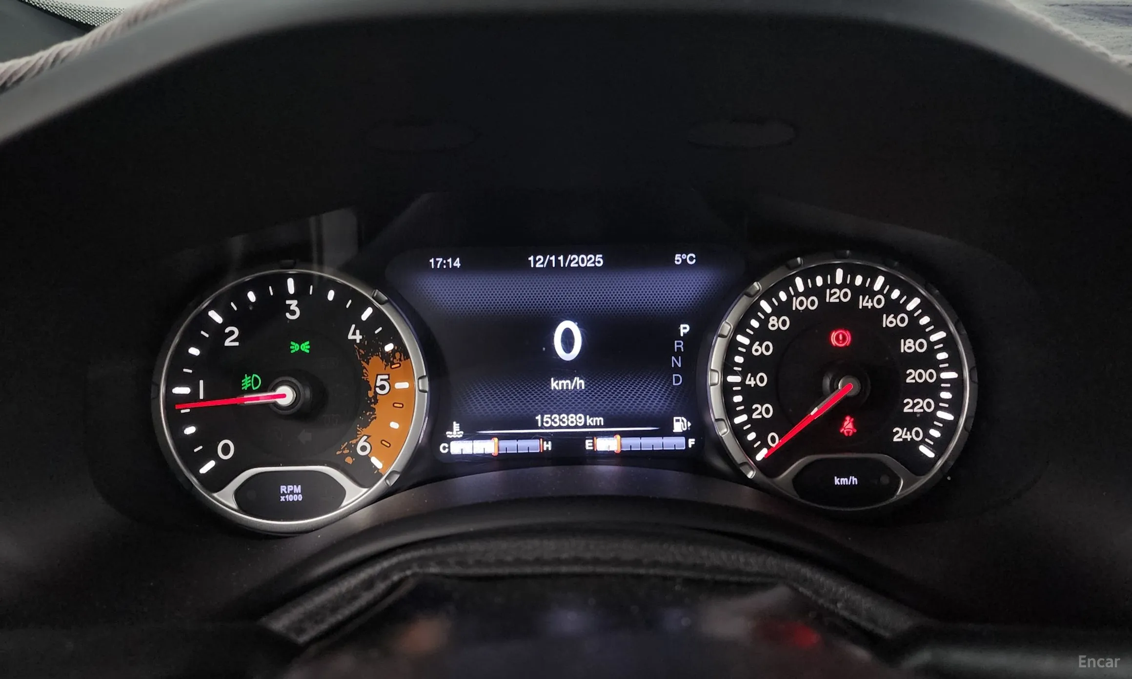 Jeep Renegade превью 8
