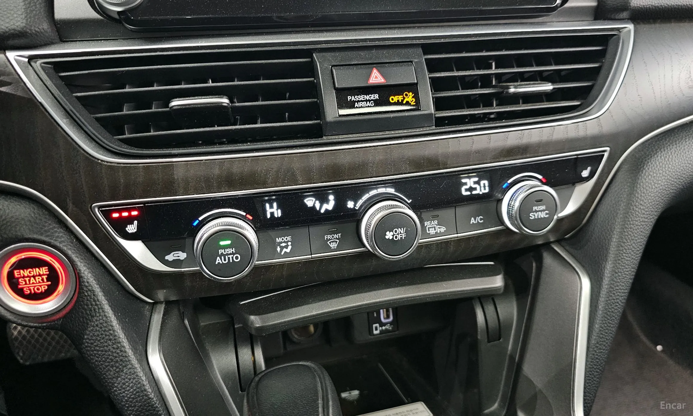 Honda Accord 10th Generation превью 17