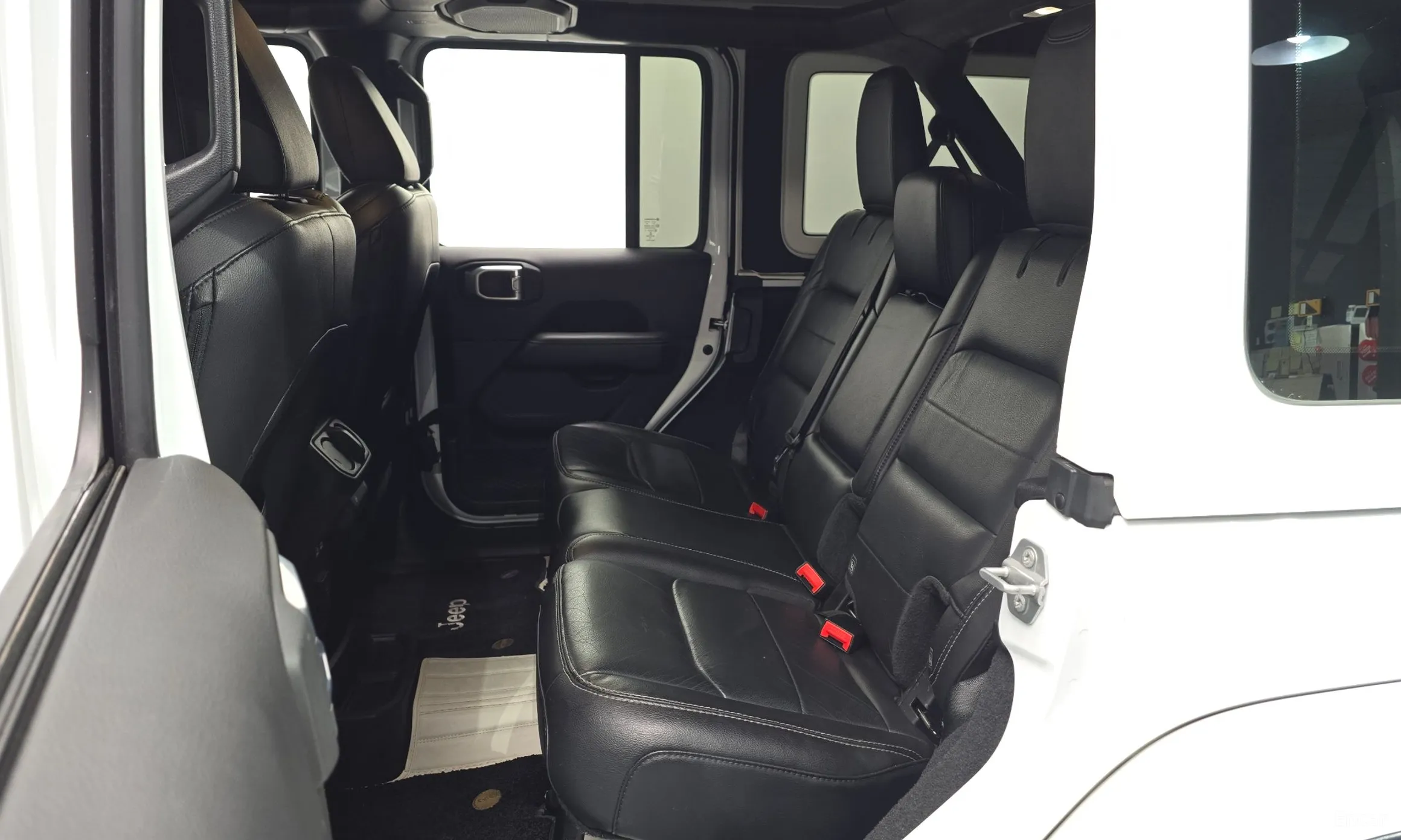 Jeep Wrangler (JL) превью 12