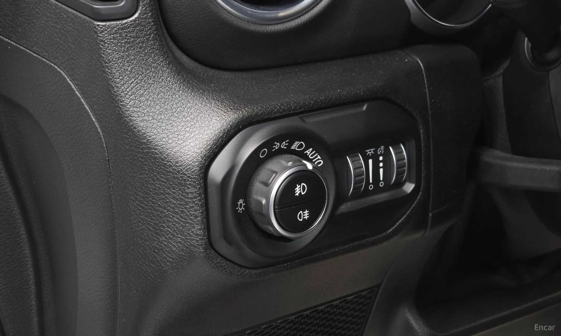 Jeep Wrangler (JL) превью 18