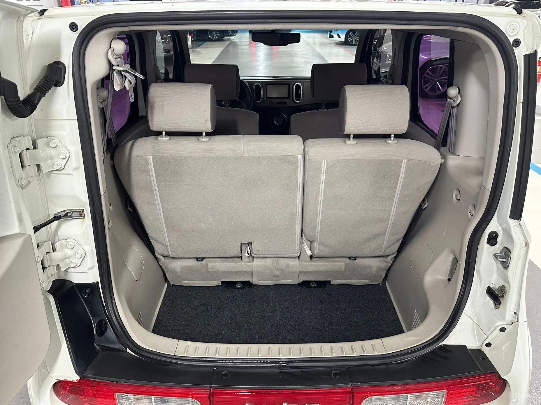Nissan Cube превью 19