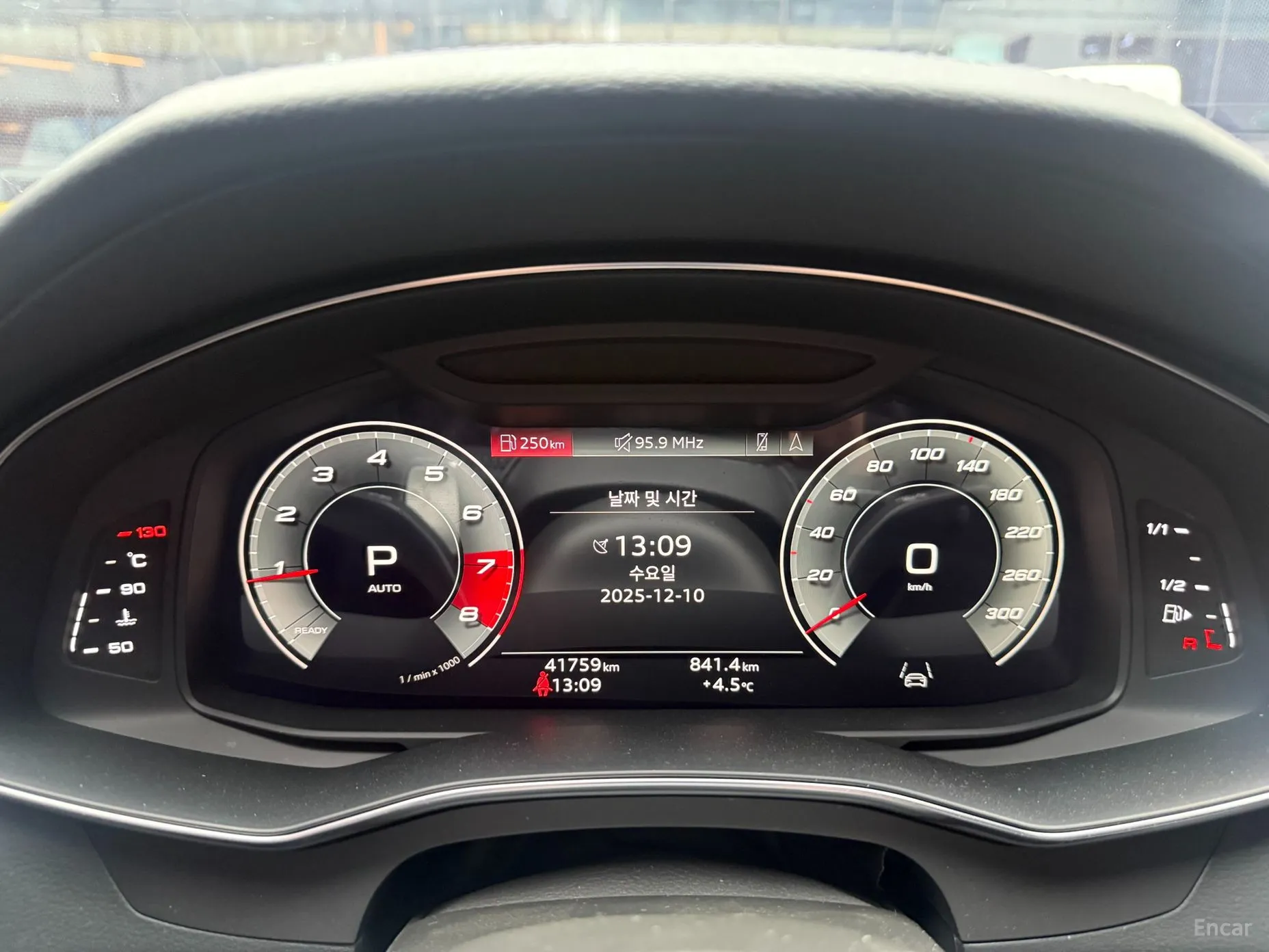 Audi A6 (C8) превью 8