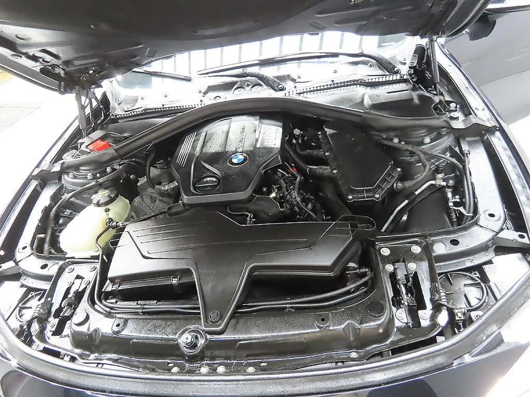 BMW Series 4 (F32) превью 6