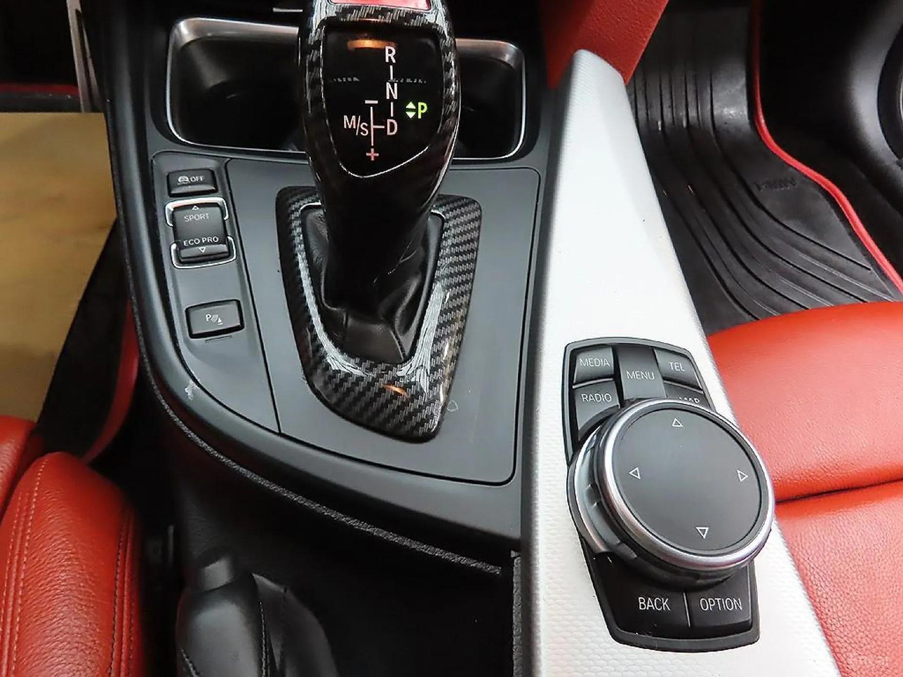 BMW Series 4 (F32) превью 9