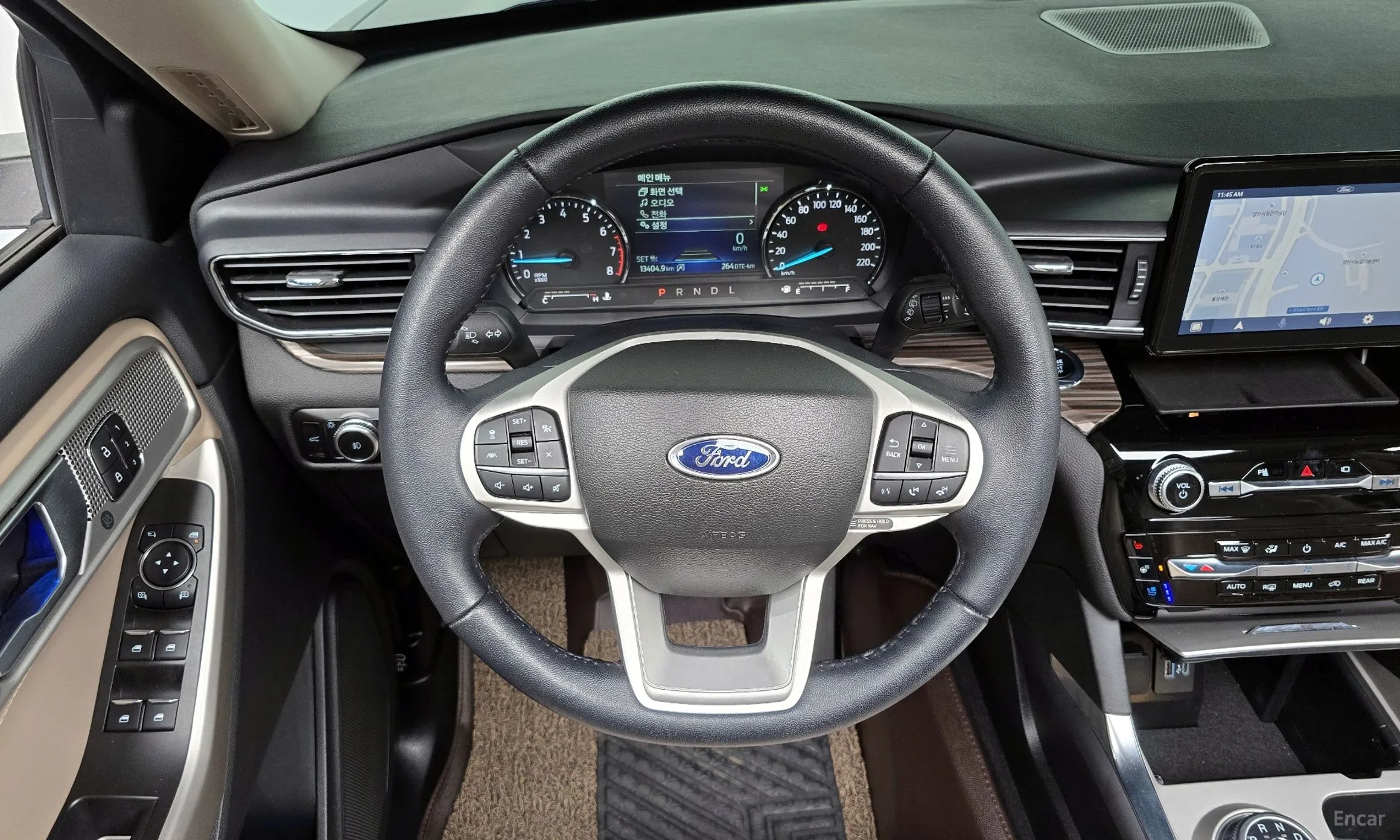 Ford Explorer 6th Generation превью 14