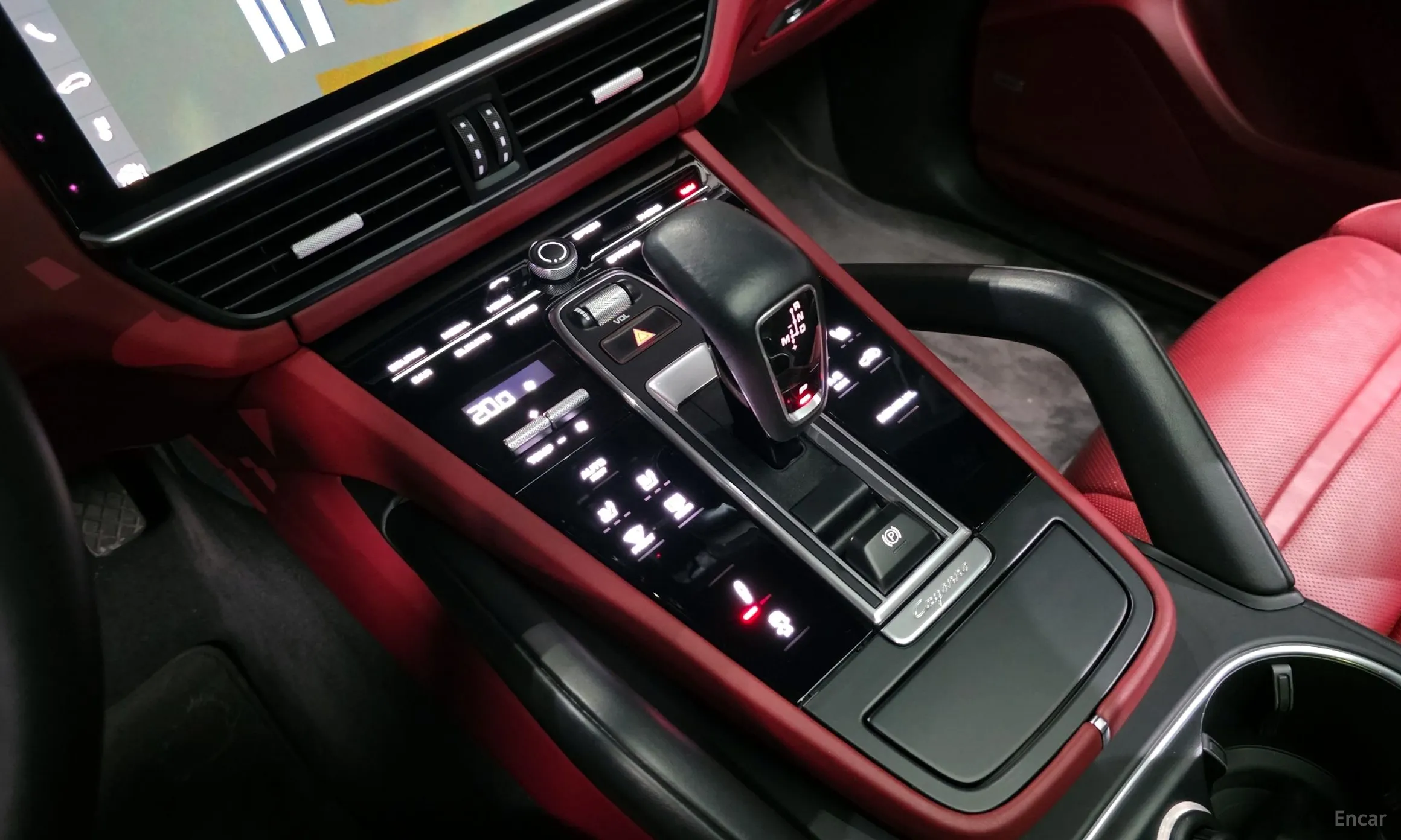 Porsche Cayenne (PO536) превью 9