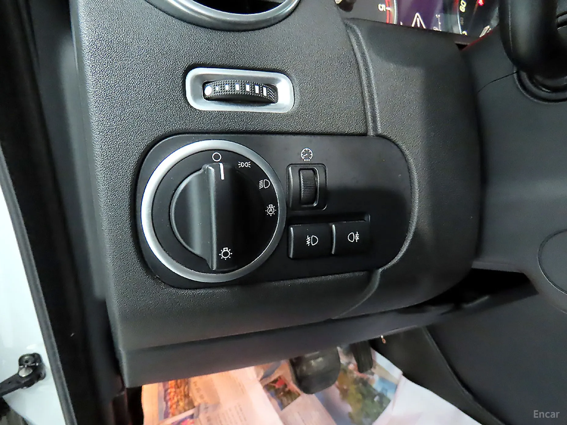 Land Rover Discovery 4 превью 15