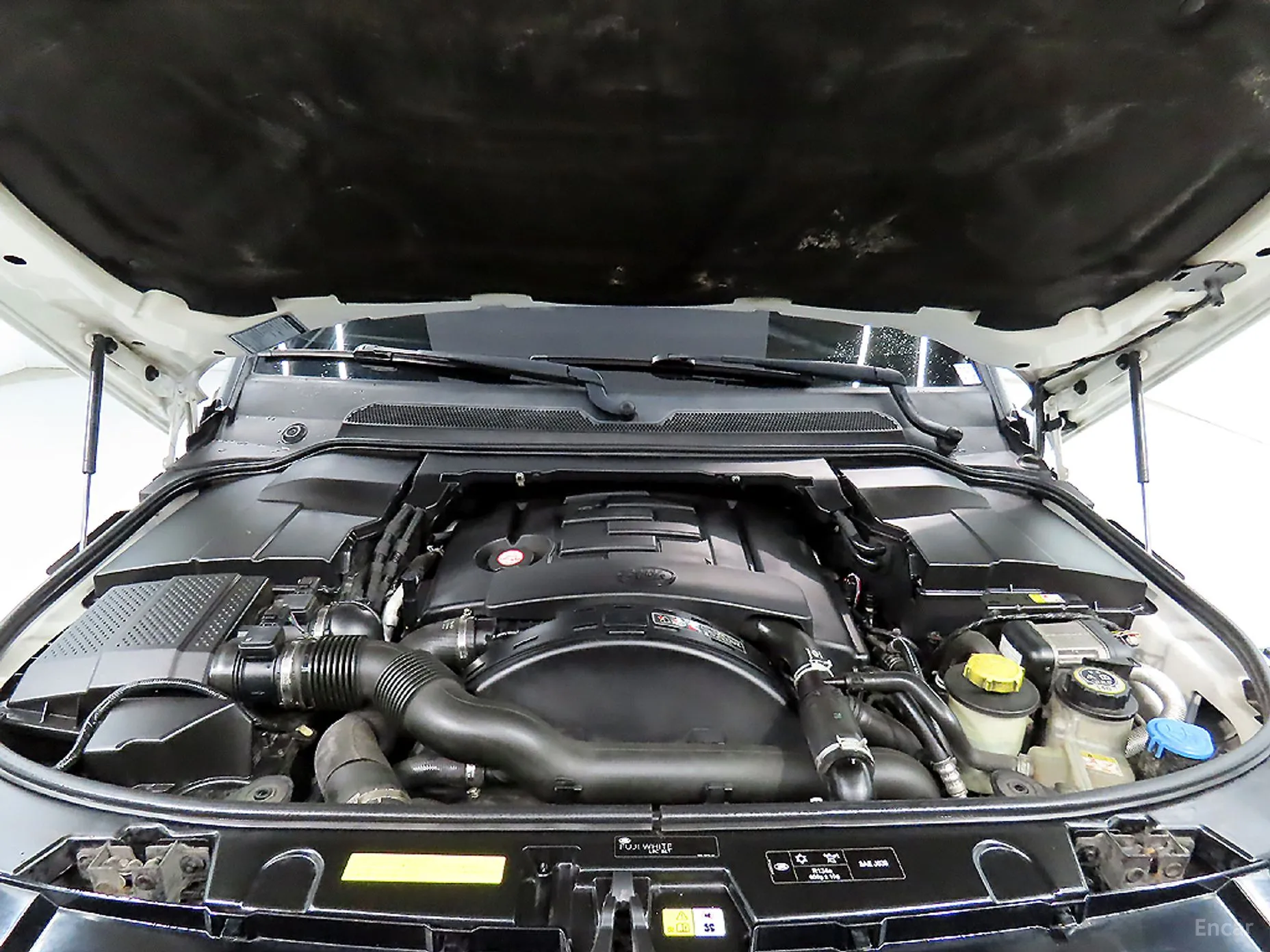 Land Rover Discovery 4 превью 19