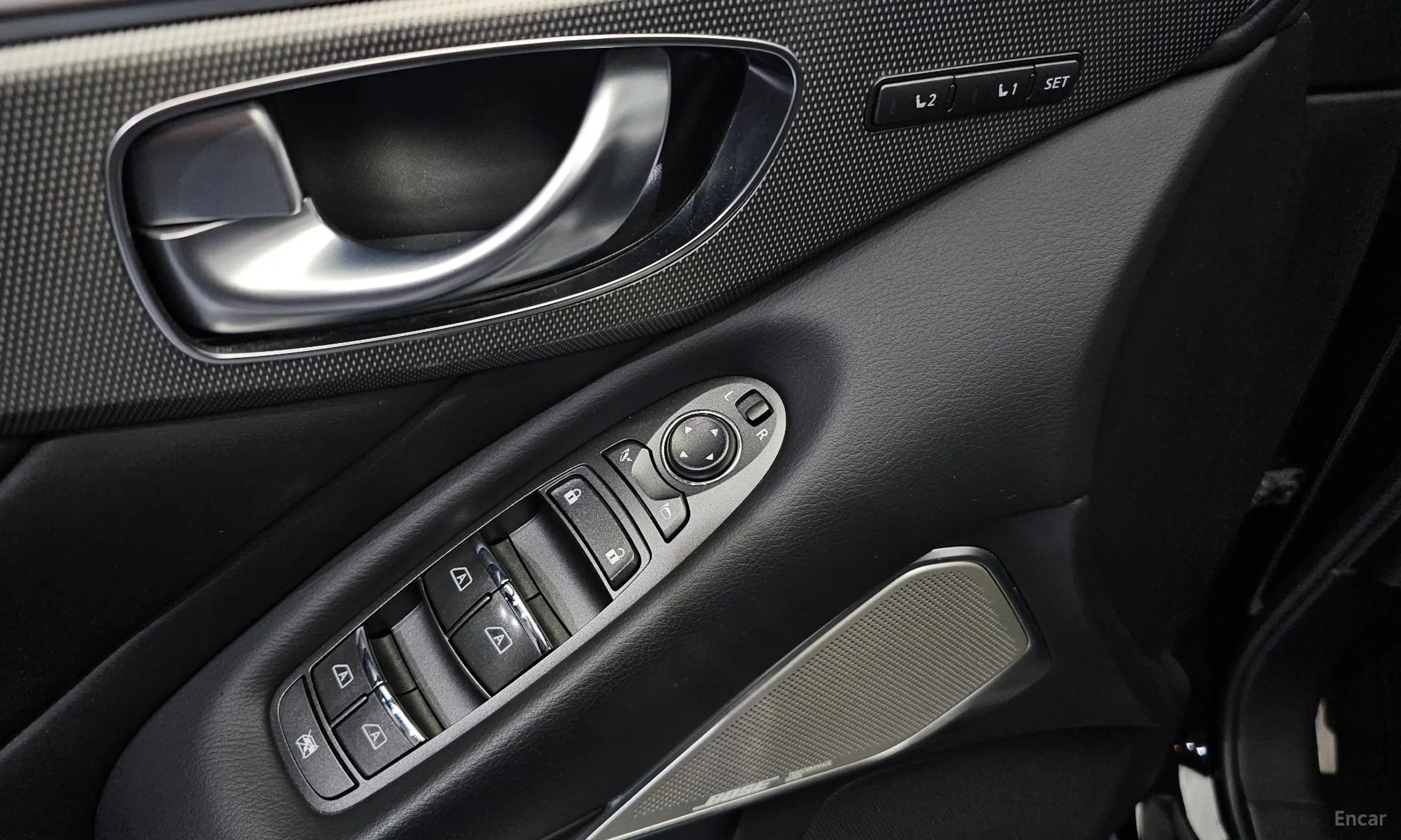 Infiniti Q50 превью 14