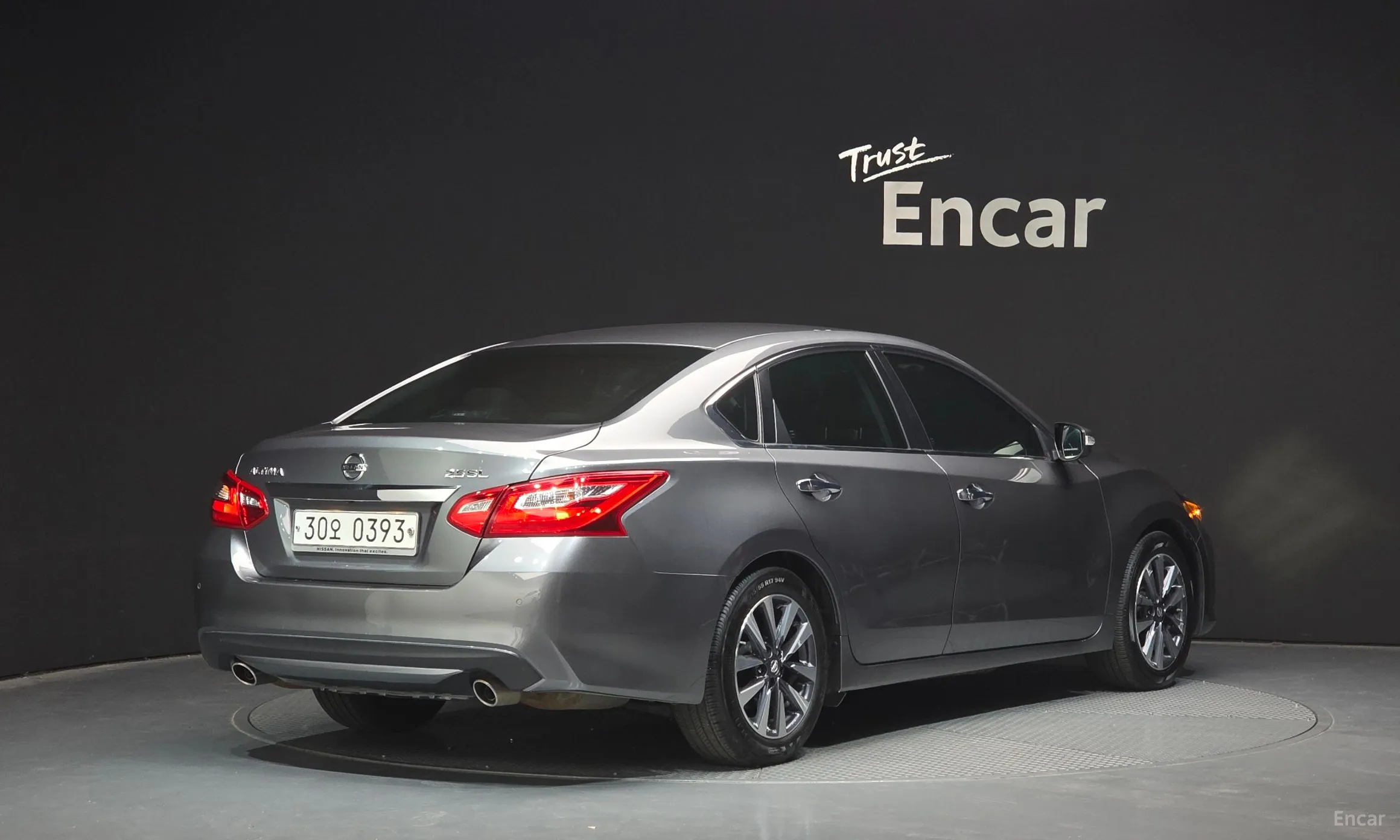 Nissan Altima превью 2