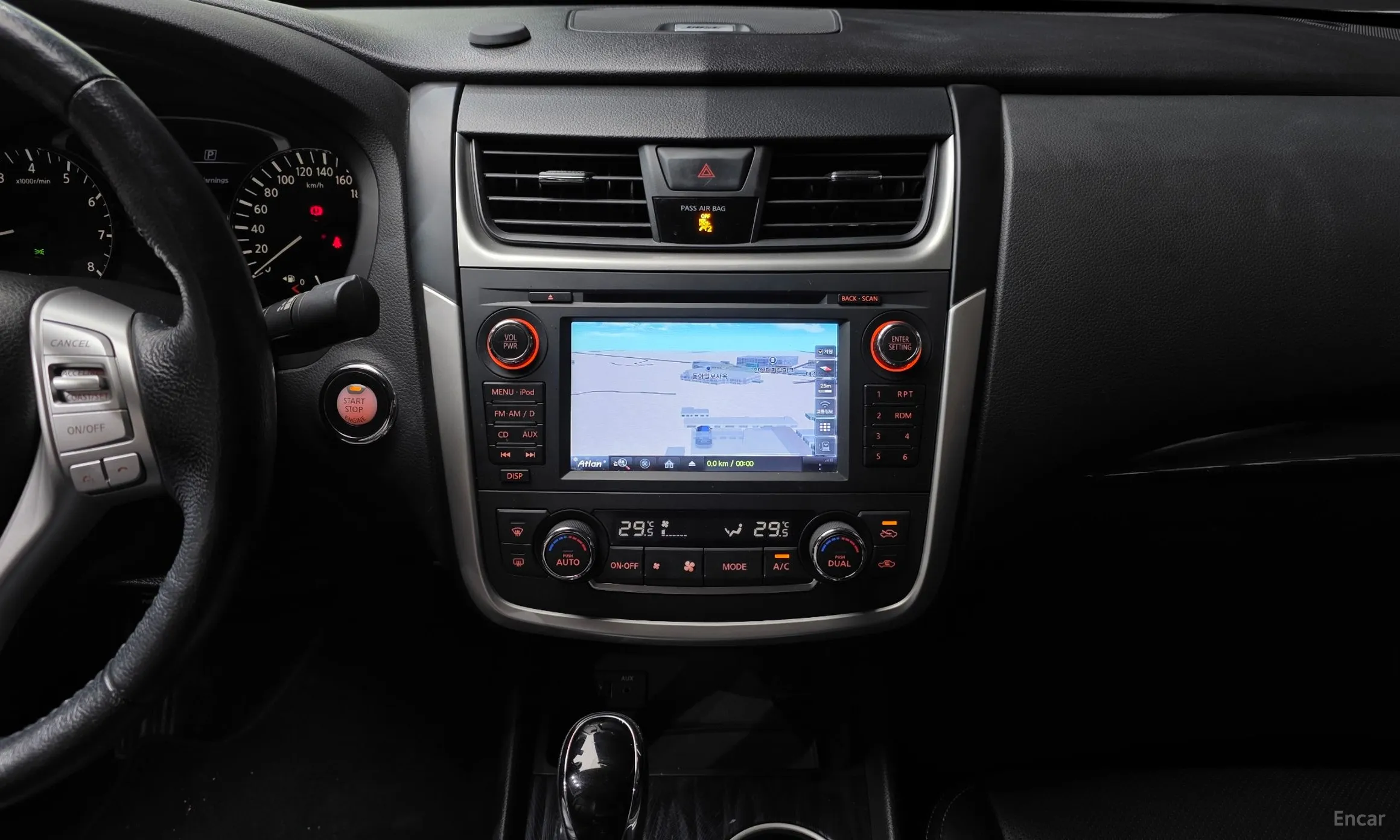 Nissan Altima превью 19