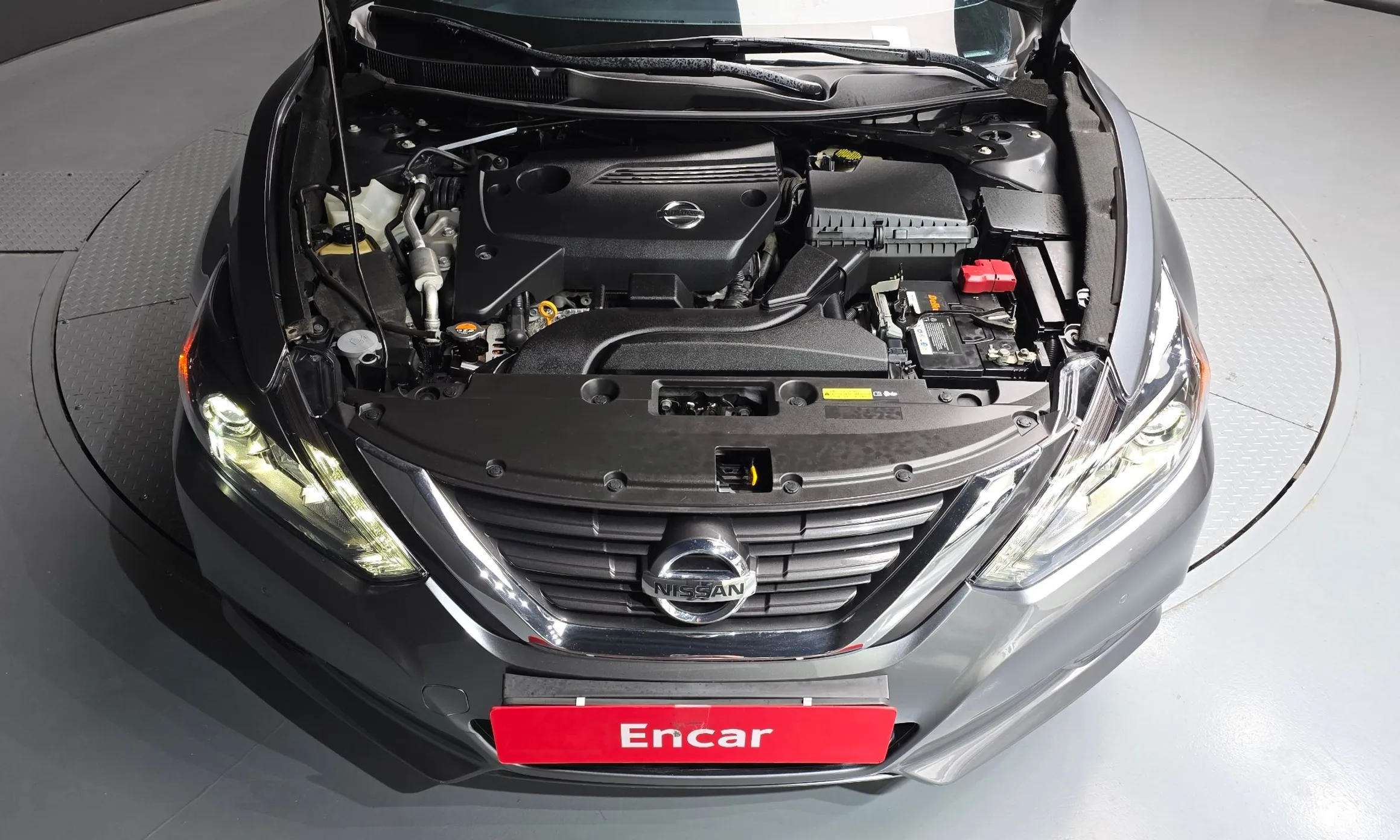 Nissan Altima превью 6