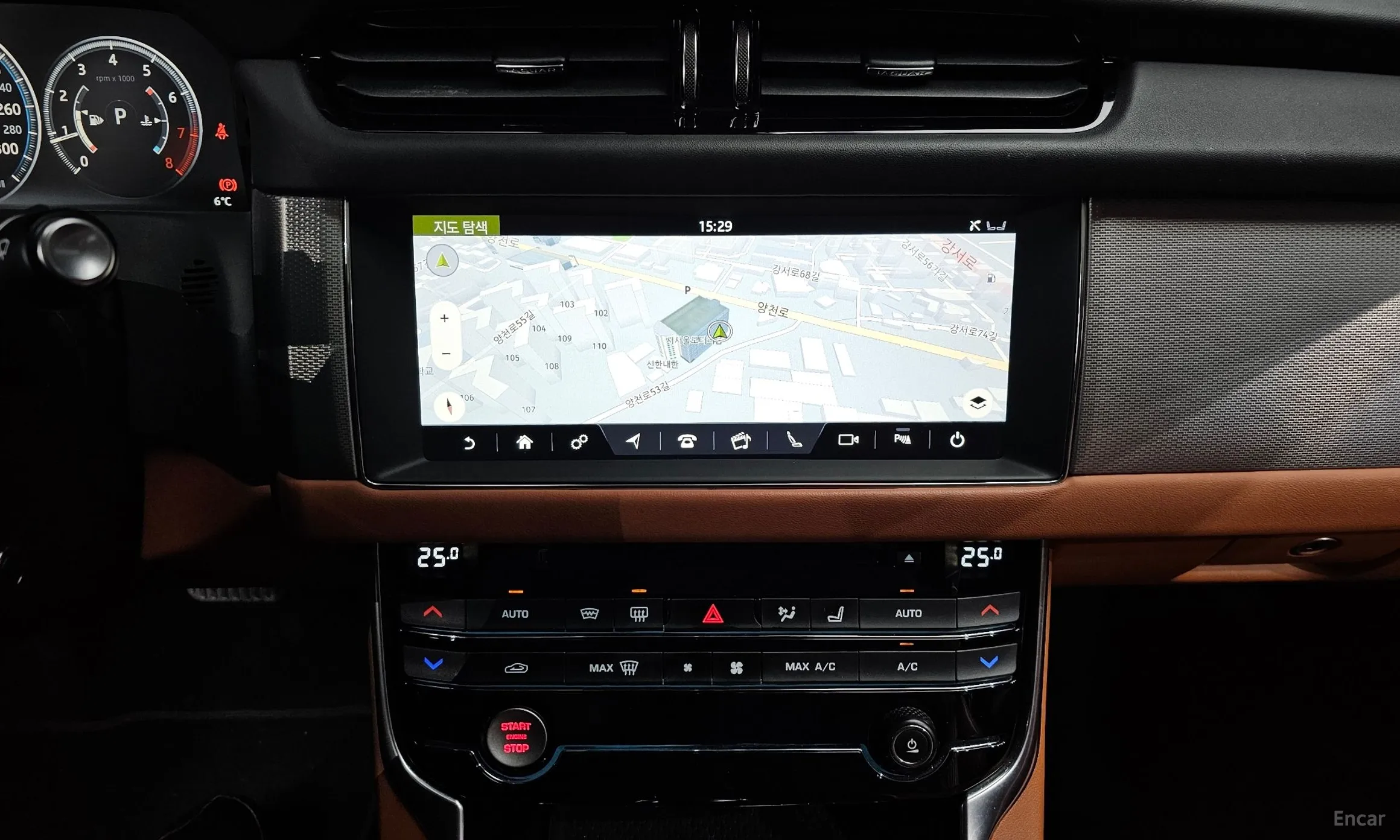 Jaguar XF (x260) превью 14