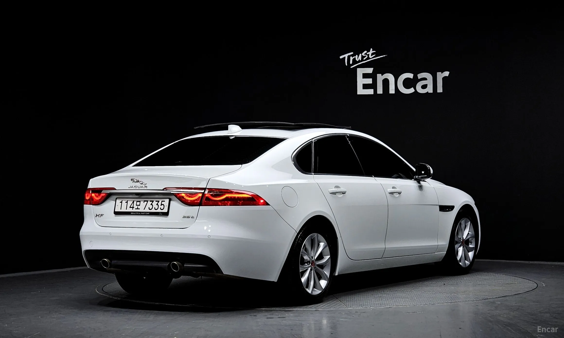 Jaguar XF (x260) превью 2