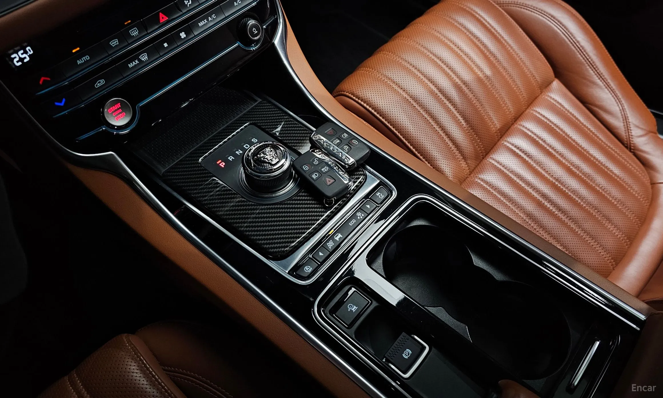 Jaguar XF (x260) превью 9