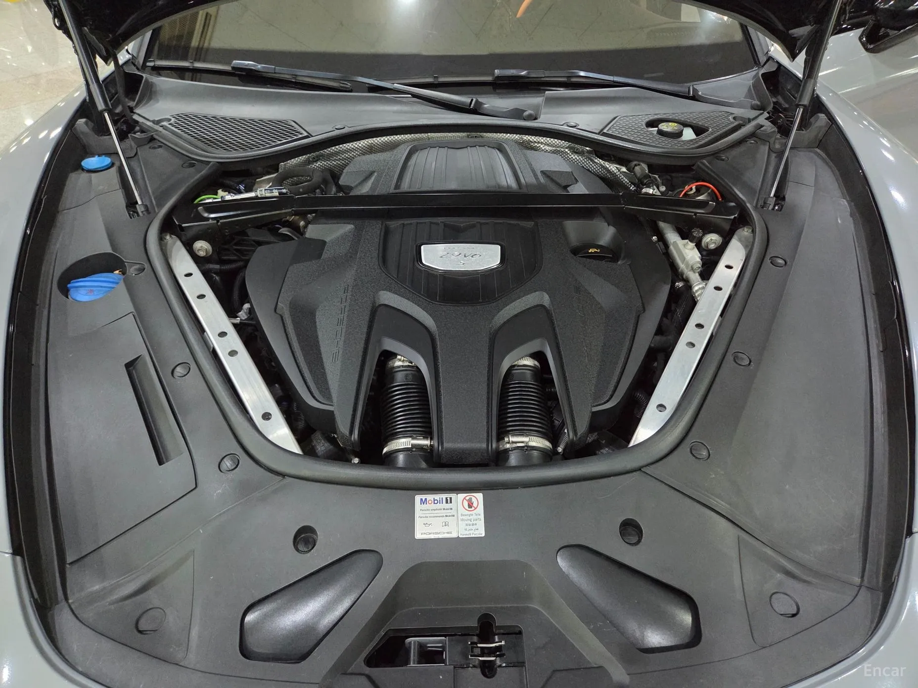 Porsche Panamera (971) превью 18