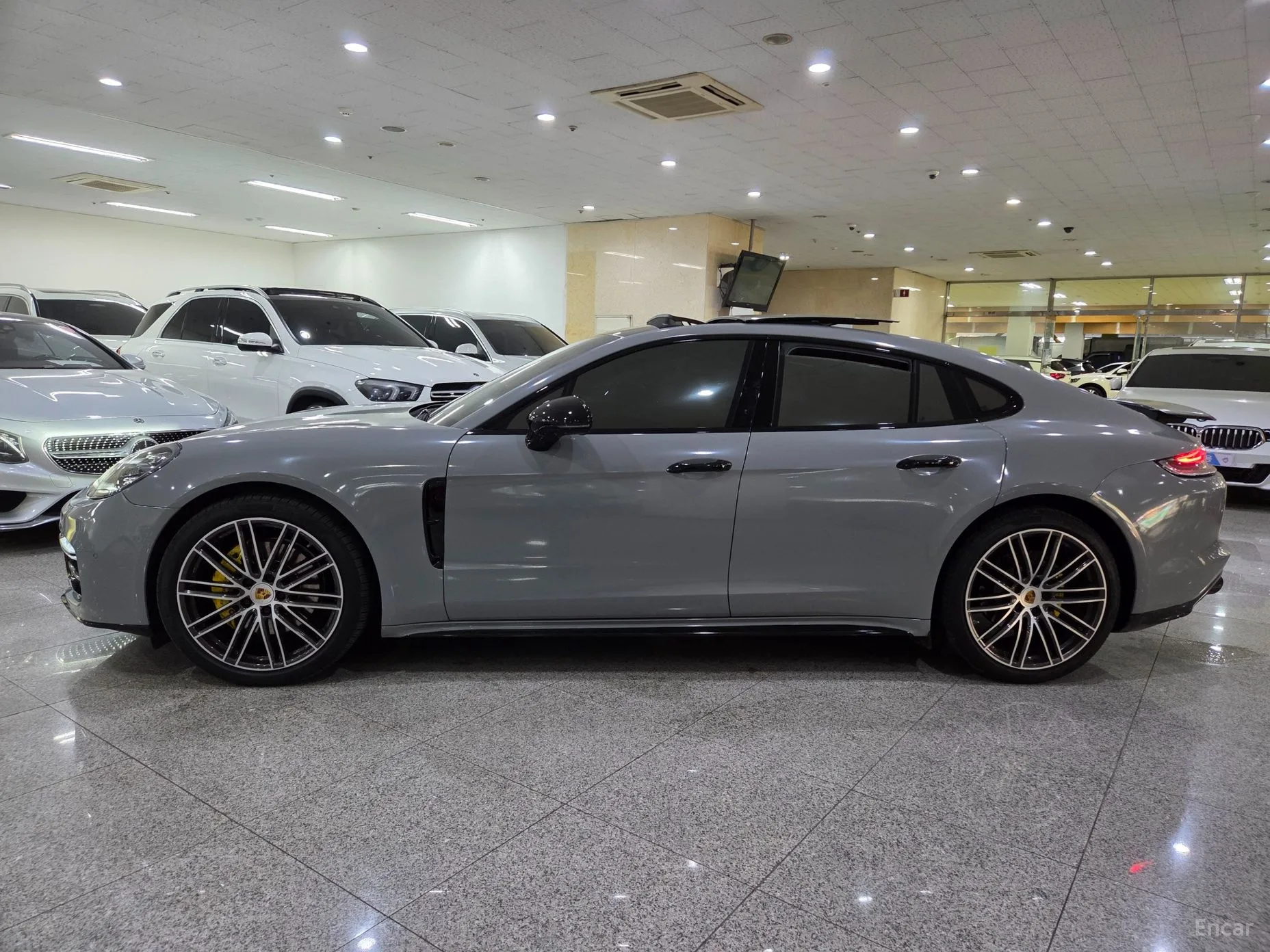 Porsche Panamera (971) превью 3