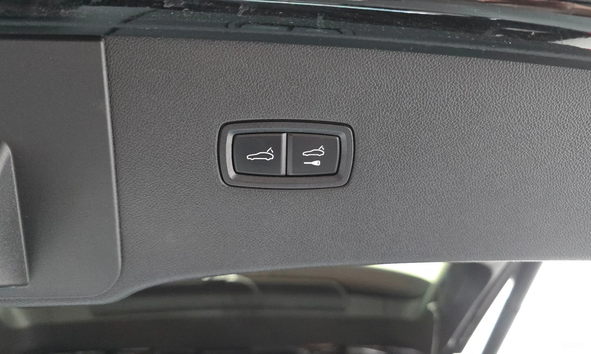 Porsche Cayenne (PO536) превью 20