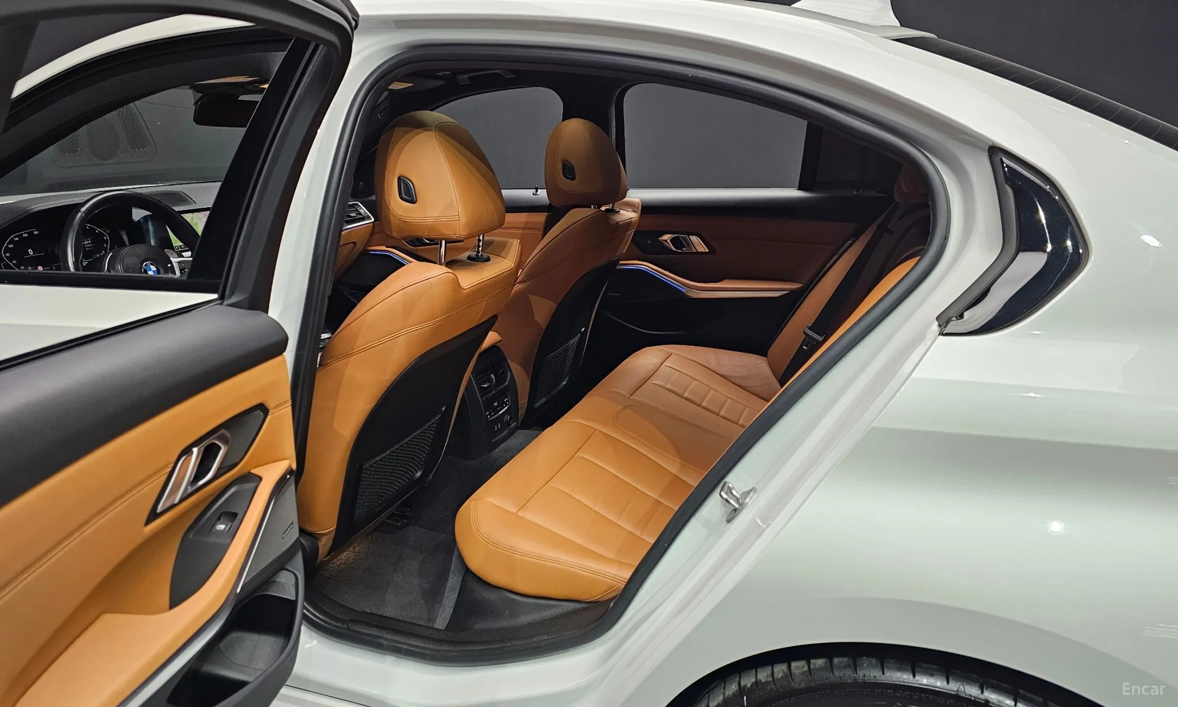 BMW 3 Series (G20) превью 12