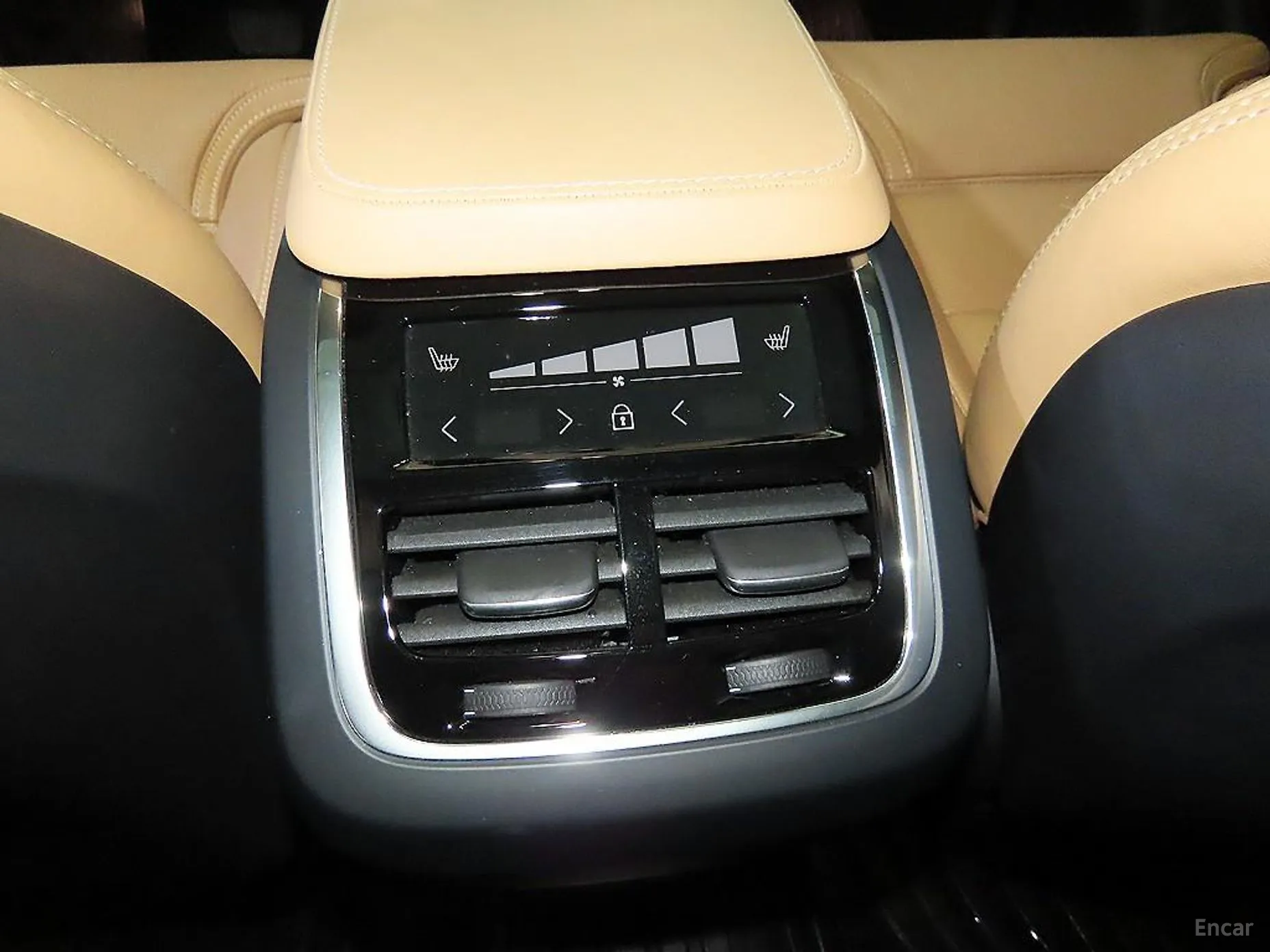 Volvo XC90 Gen 2 превью 14