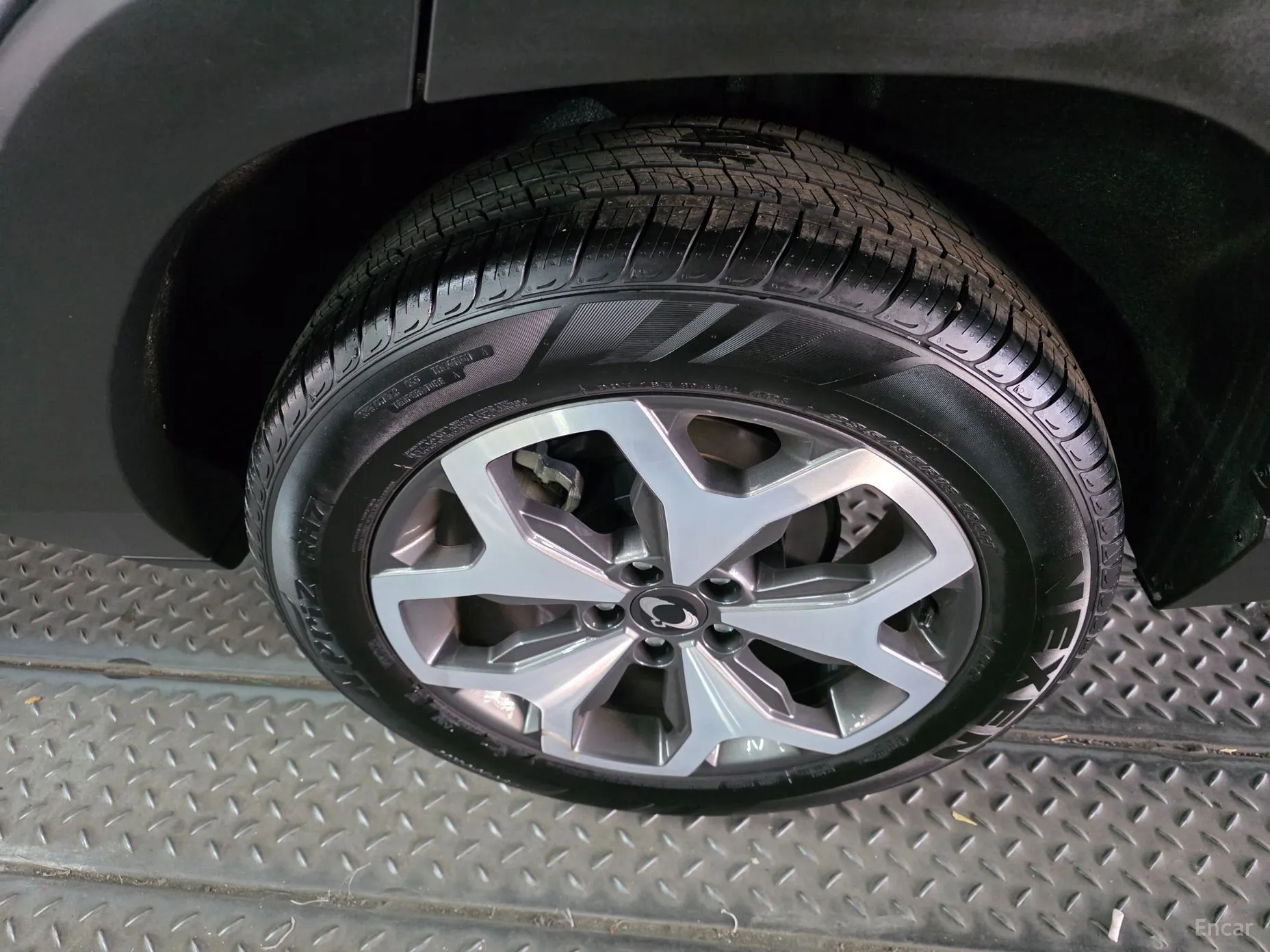 KG Mobility (SsangYong) Torres превью 19