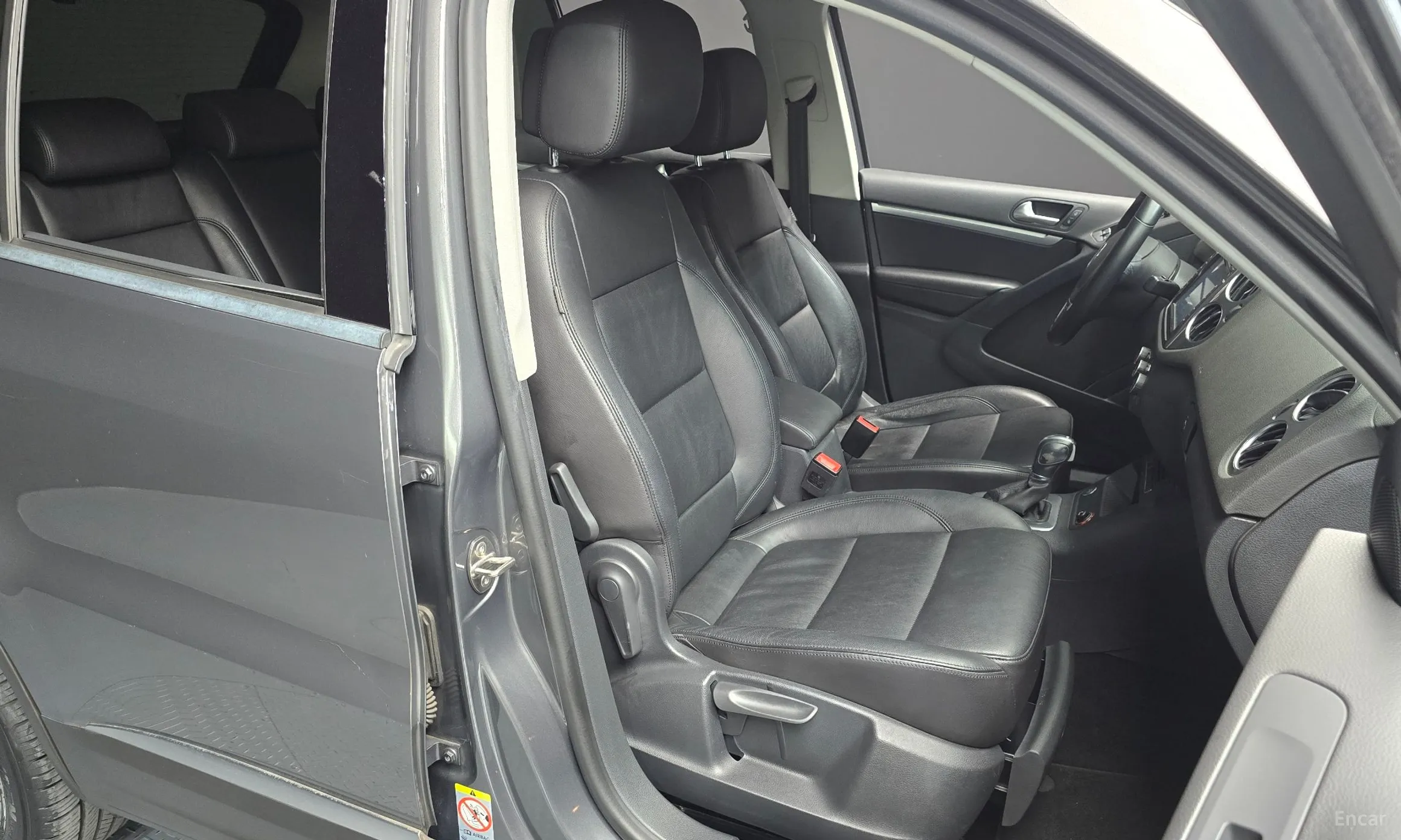 Volkswagen New Tiguan превью 12